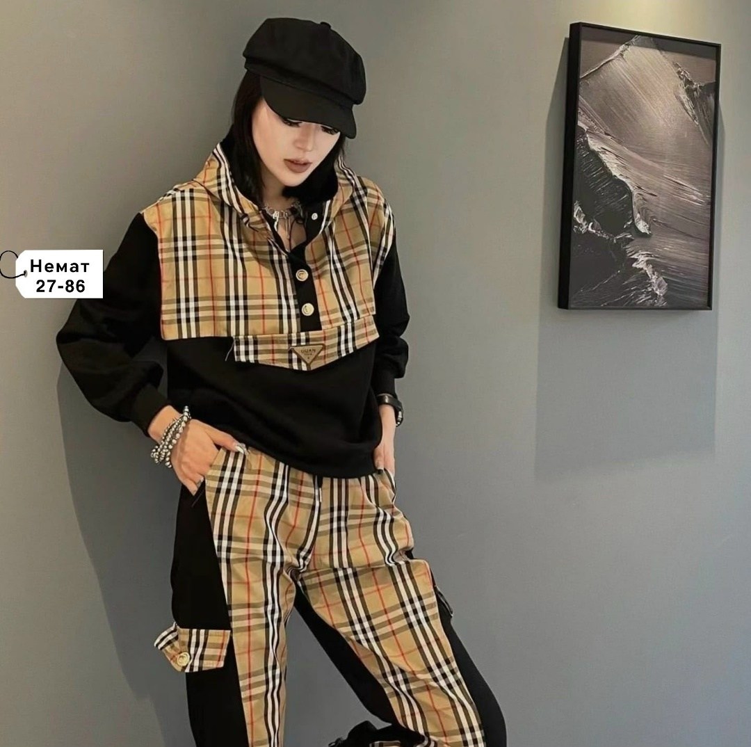 костюм спортивный burberry,модные костюмы,женский костюм,костюм спортивный женский,стильные костюмы