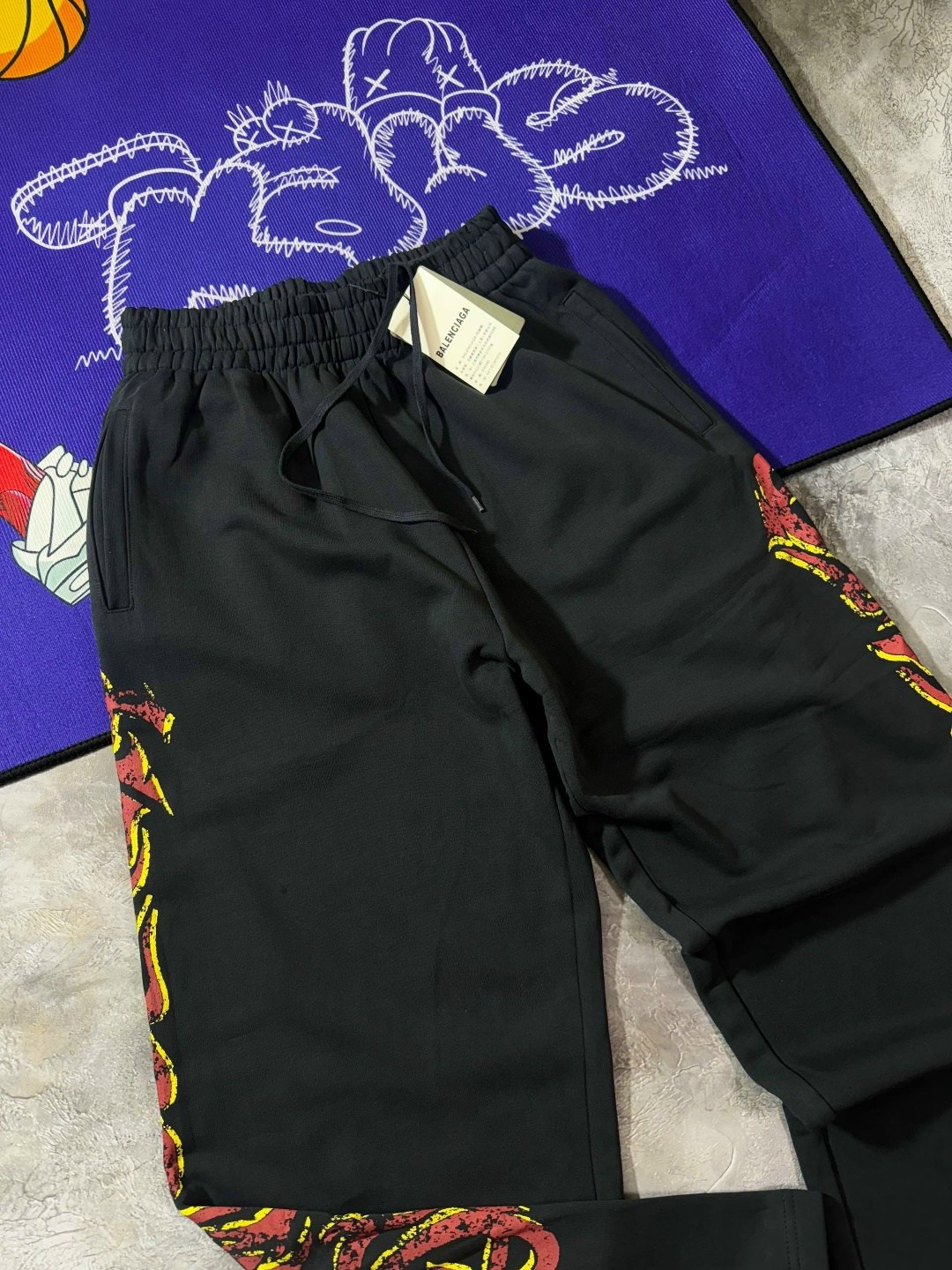 брюки с рисунком,спортивные брюки,штаны спортивные,брюки джоггеры,штаны мужские