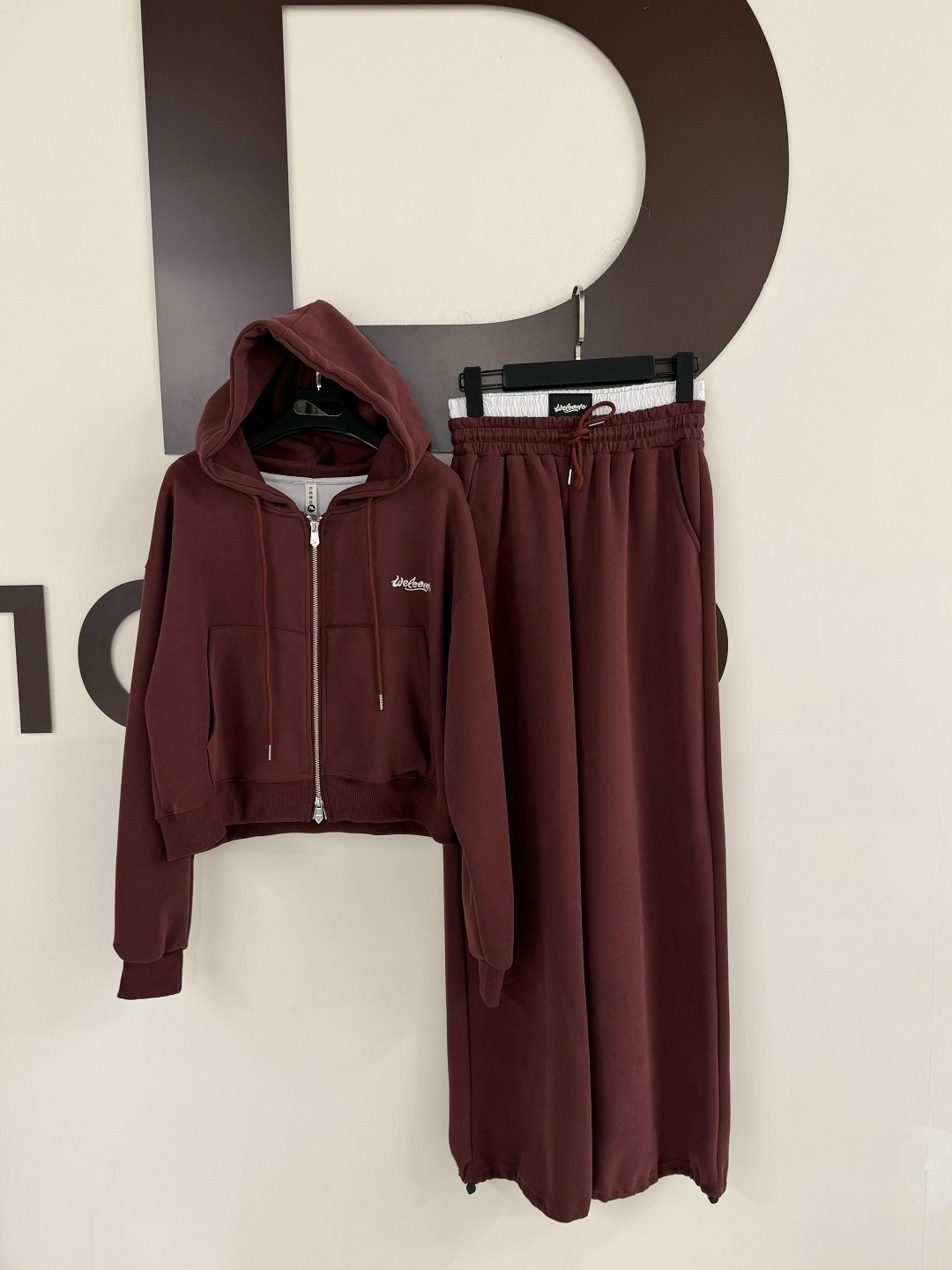 костюм спортивный женский,костюм женский,спортивный костюм,повседневный костюм,костюм худи