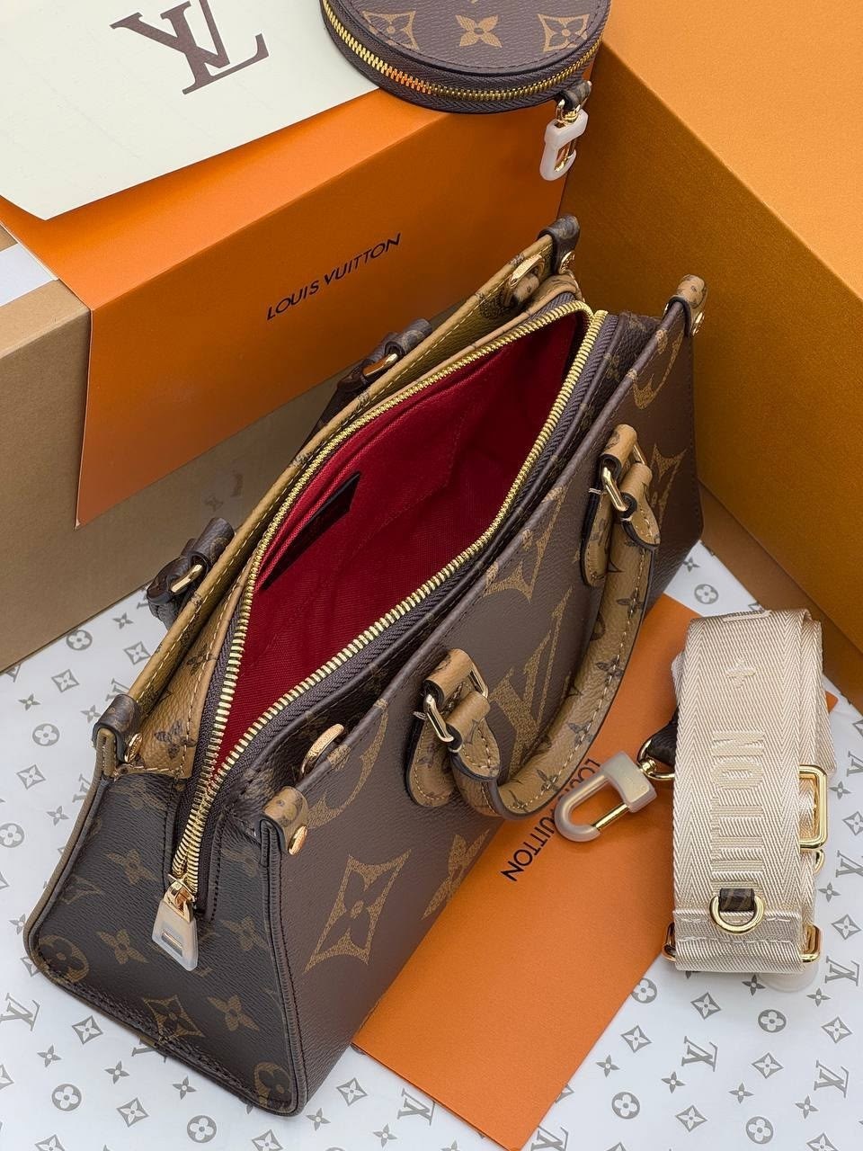 сумка louis vuitton,louis vuitton женская сумка,louis vuitton сумка на плечо,louis vuitton сумка на плечо кросс-боди,сумка louis vuitton через плечо