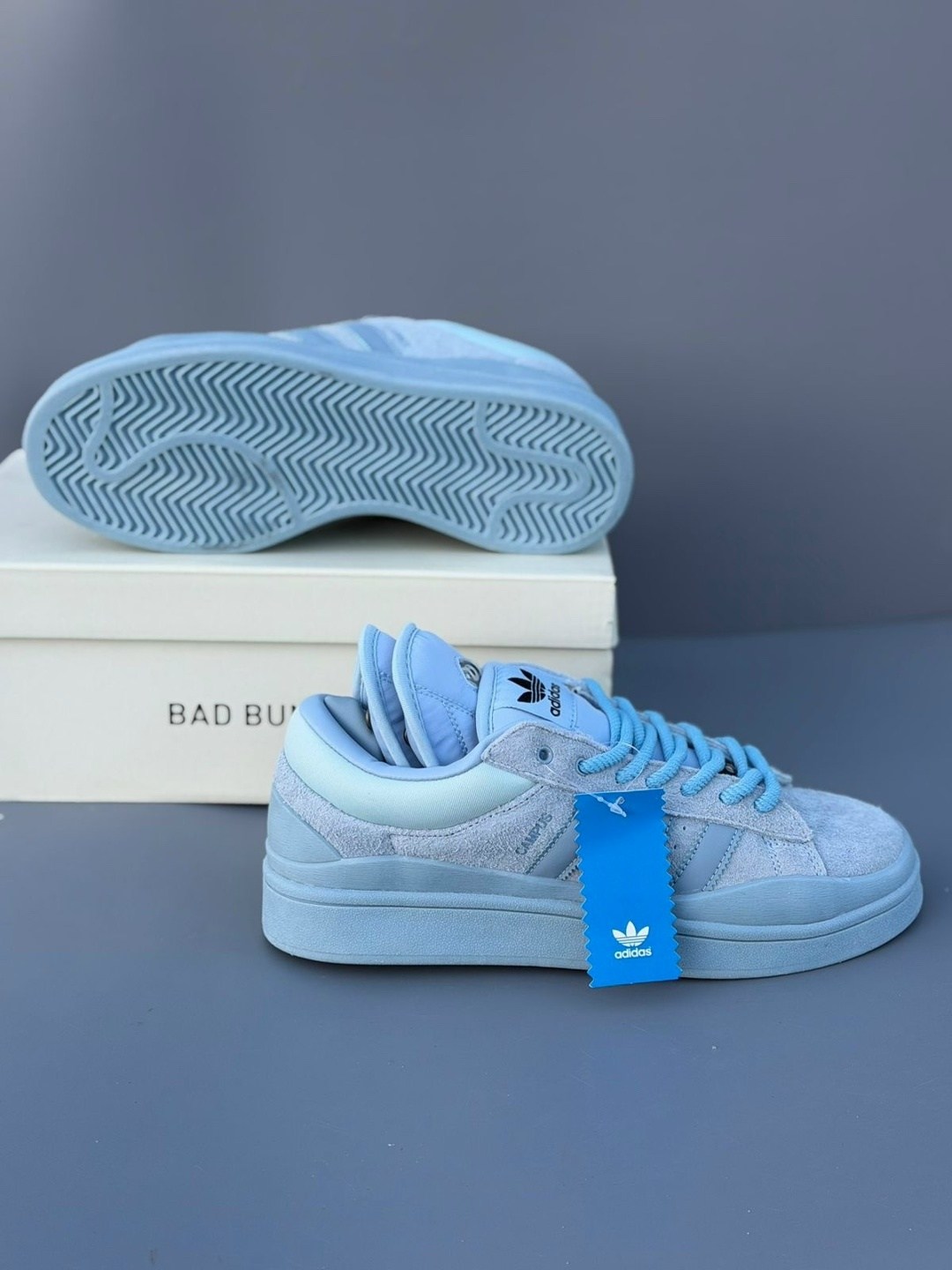 кроссовки adidas campus light bad bunny,адидас кампус голубые,кроссовки bad bunny x adidas campus,кроссовки adidas,