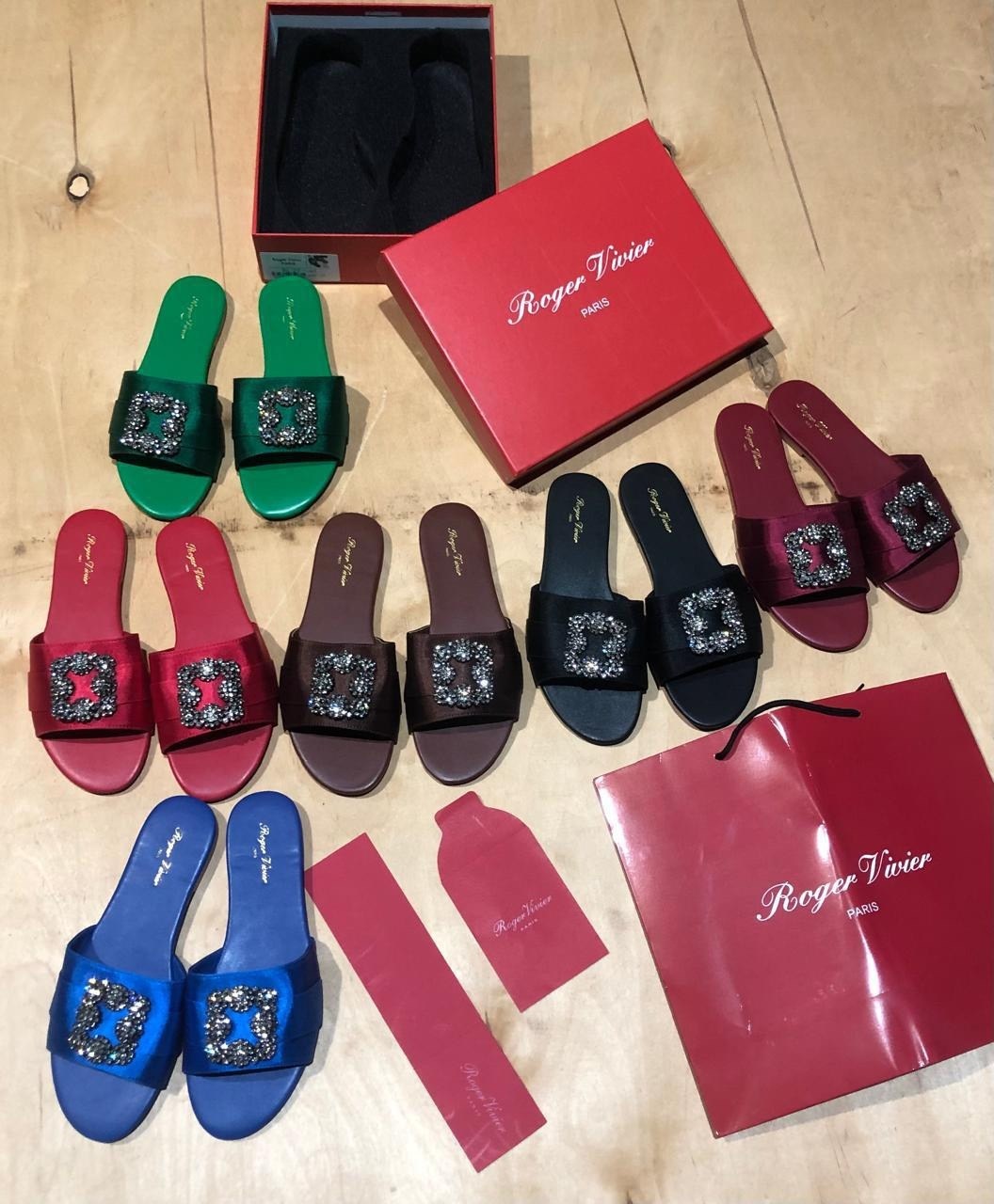 ,босоножки феррагамо,босоножки женские,шлепанцы женские,тапочки валентино