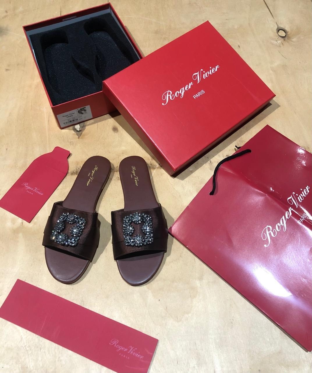 ,босоножки феррагамо,босоножки женские,шлепанцы женские,тапочки валентино