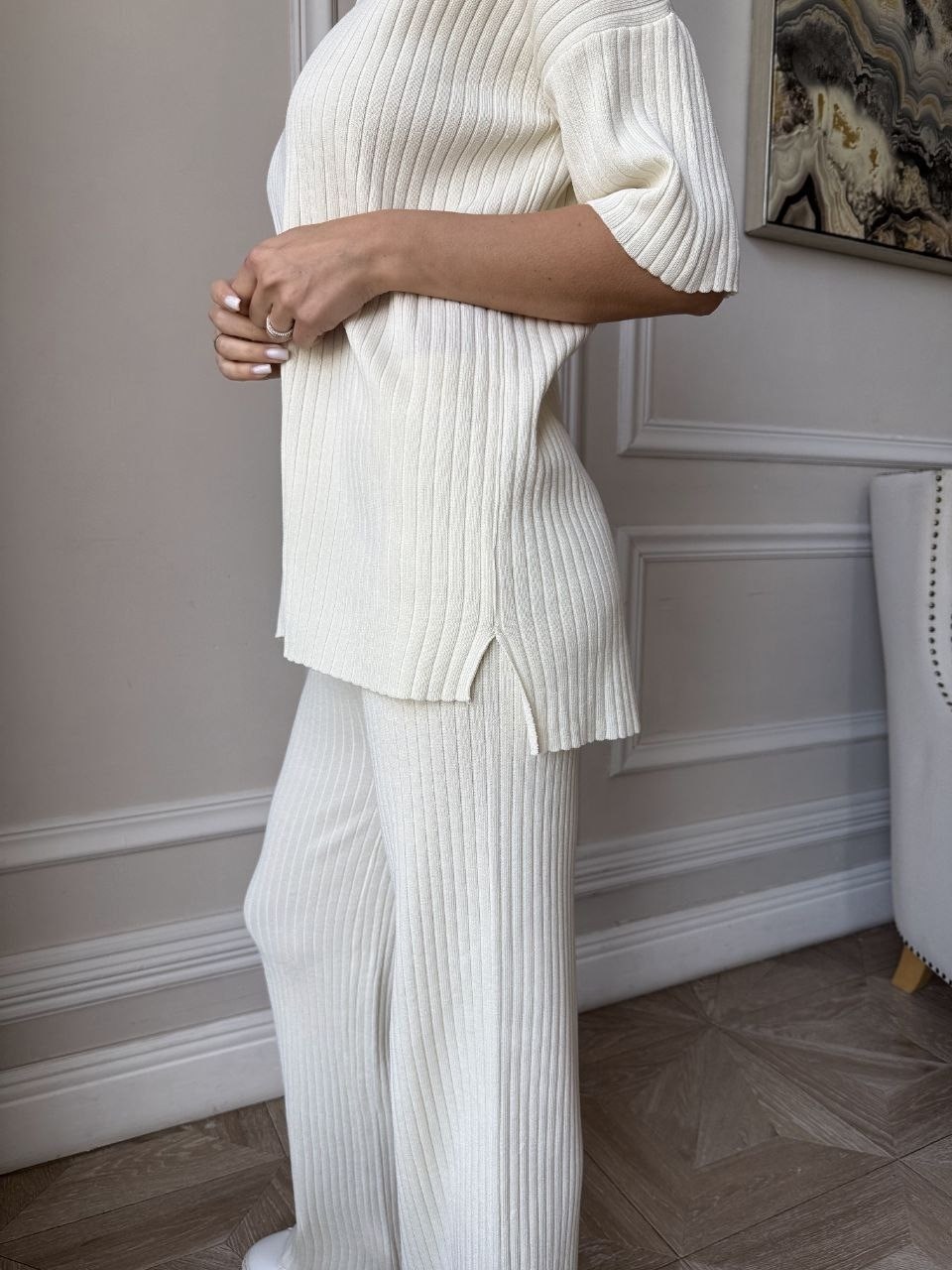 трикотажный костюм,костюм женский вязаный,трикотажный костюм брючной,брючный костюм,костюм вязаный белый
