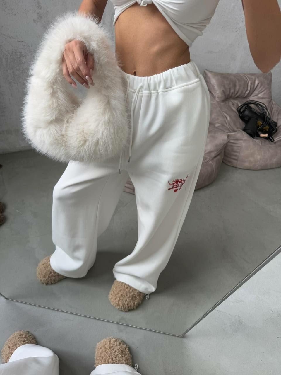 штаны спортивные белые,спортивные штаны,штаны белые,спортивные женские штаны,белые спортивные штаны женские