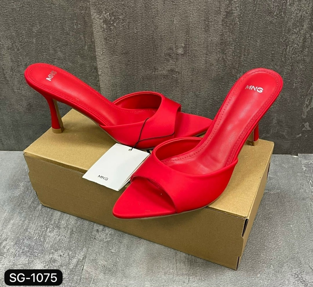 ,каблуки босоножки,женские босоножки,женские шлепанцы,женские каблуки