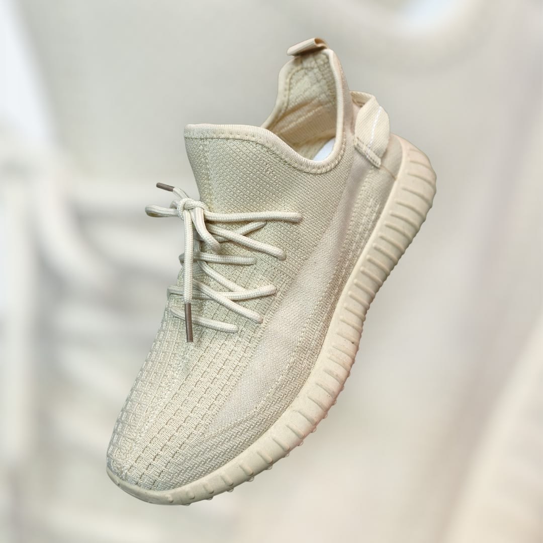 кроссовки мужские yeezy boost 350,,изики кроссовки,кроссовки иззи,кроссовки черные