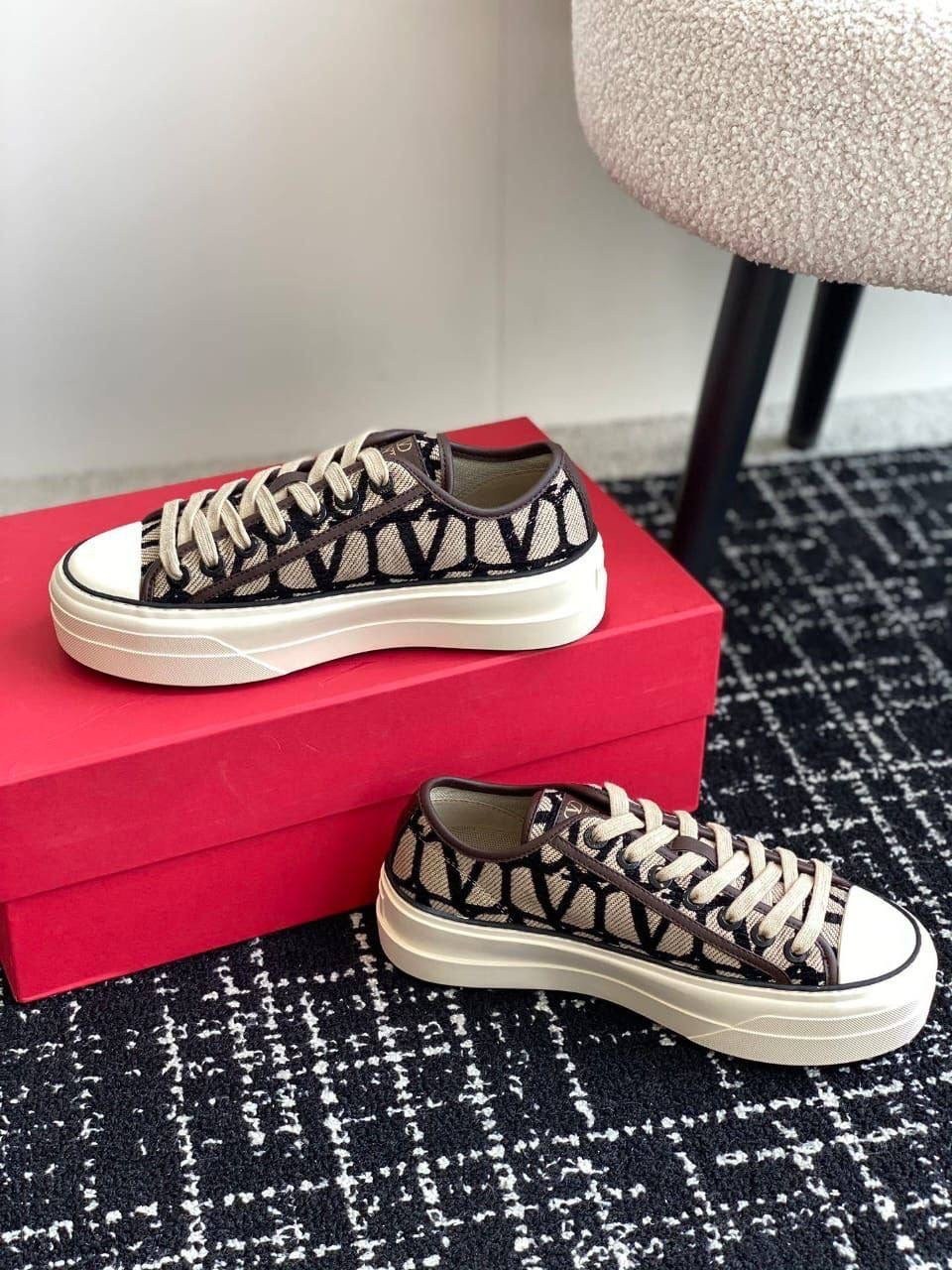 кеды valentino женские,,кеды valentino,кеды диор женские 2026,кеды валентино