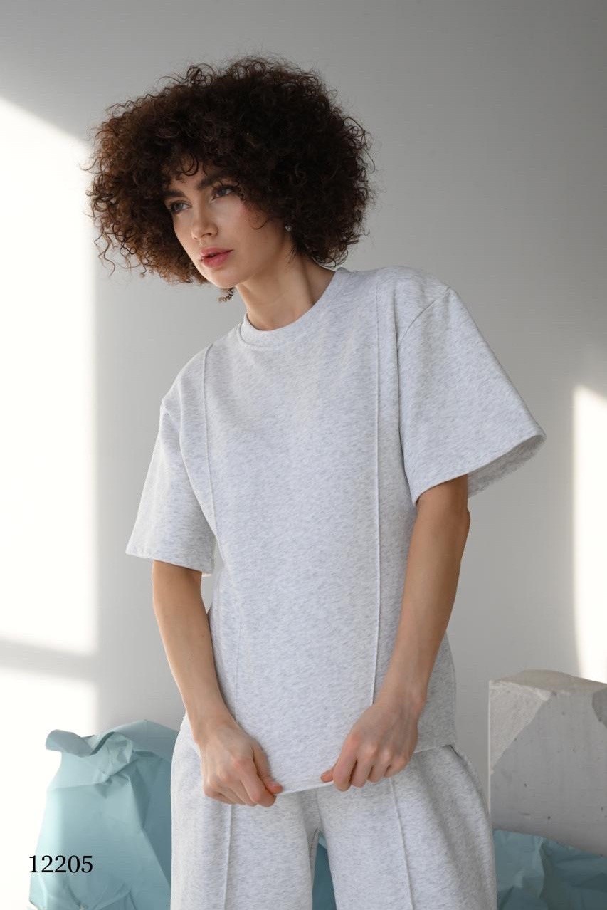 брюки свободного кроя,брюки женские,футболки женская,брюки черные,женские костюмы брючные