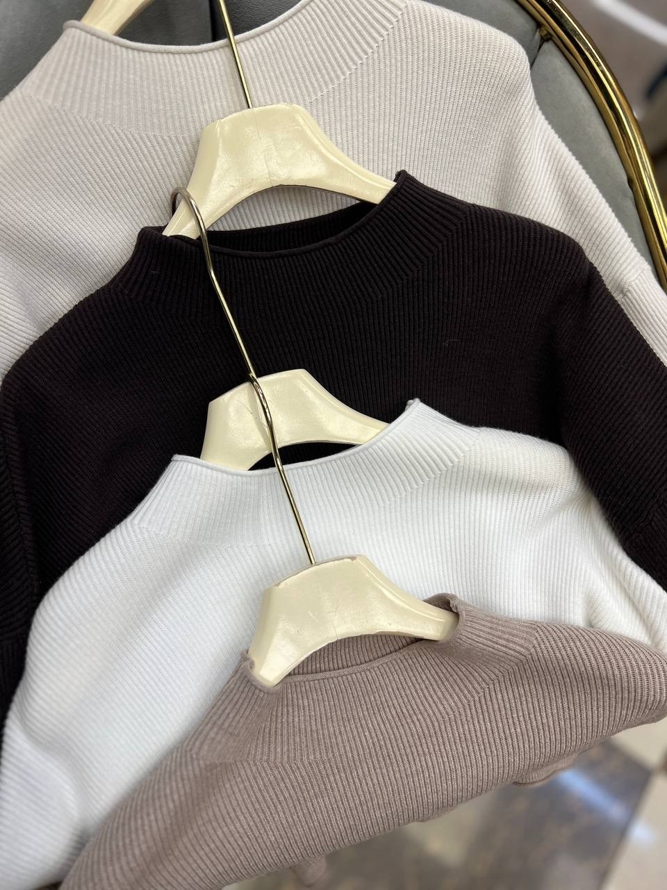 модные свитера,свитера женские,женская кофта,свитер,свитер с высоким воротником