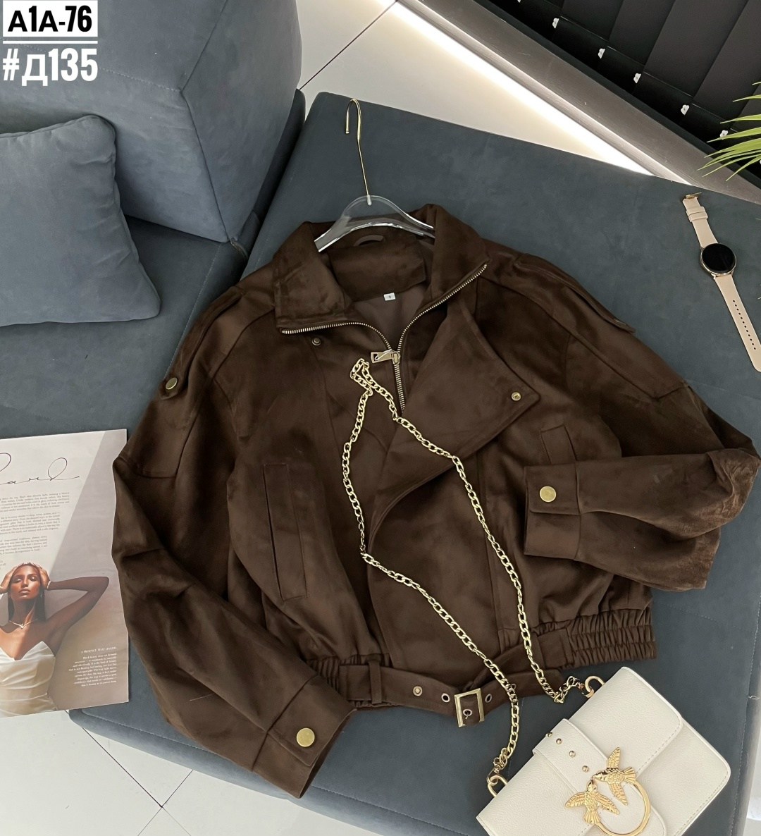 куртка замшевая,куртка женская,куртка замшевая женская,женская куртка бомбер из эко замши коричневого цвета,куртка из замши