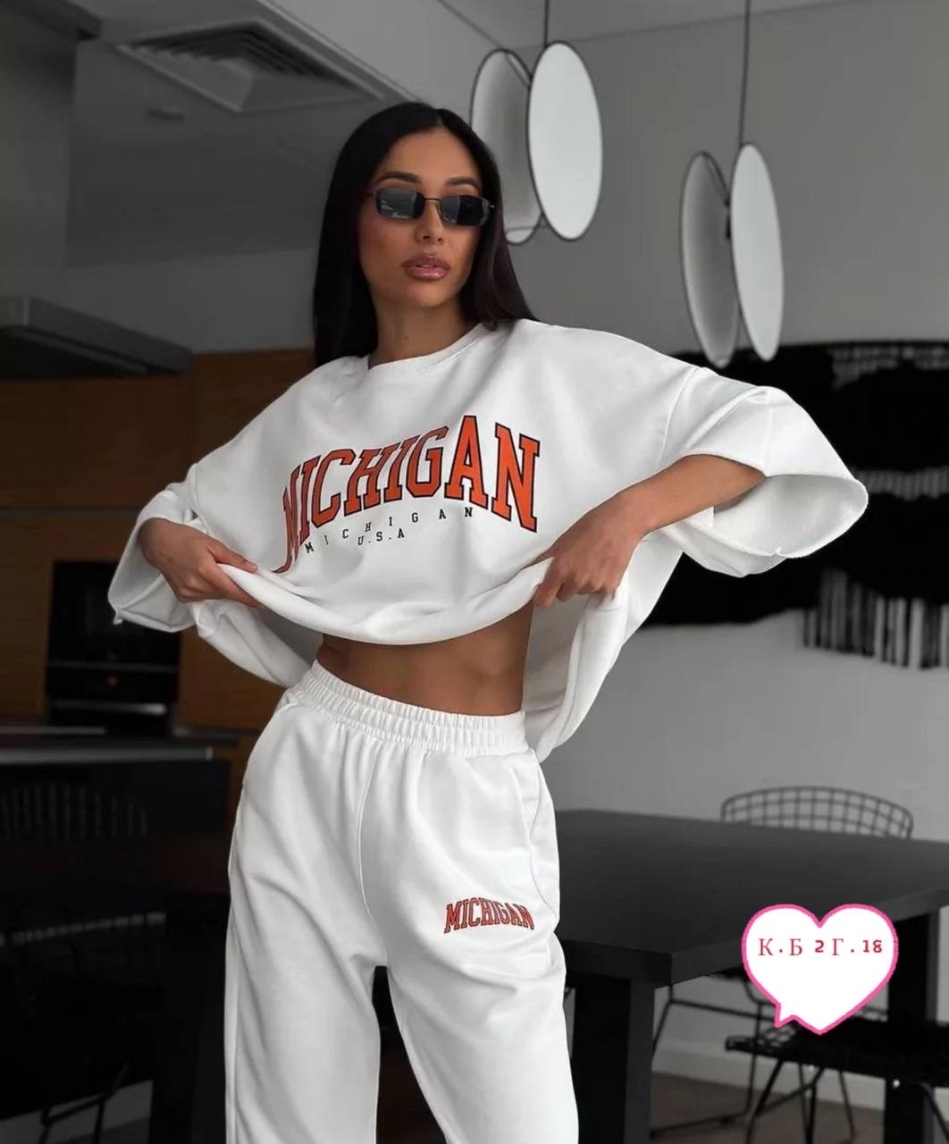 спортивный костюм свободного кроя,костюм спортивный,костюм спортивный женский,костюм оверсайз спортивный,спортивный костюм двухнитка