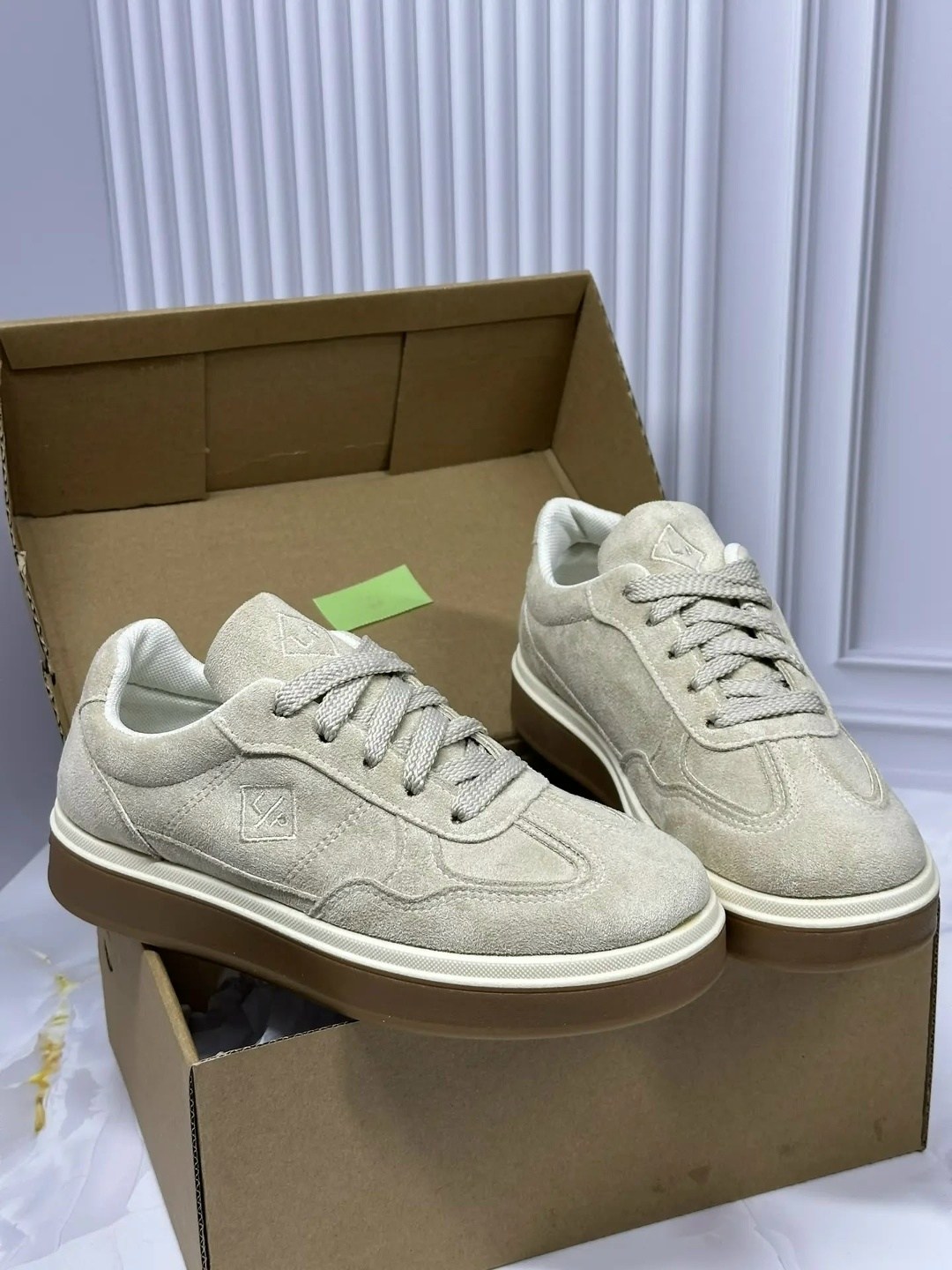 ,замшевые кроссовки,женские кроссовки,кроссовки натуральная замша,замшевые кеды