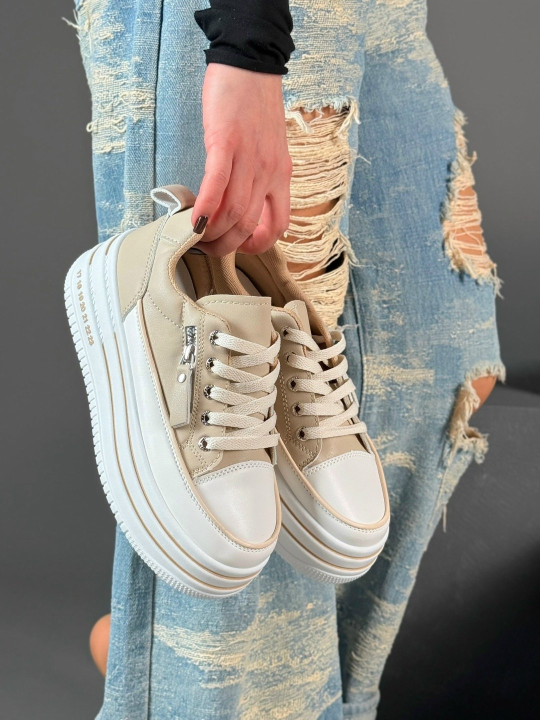 ,кеды пума на липучках женские кожаные белые,кроссовки на липучках женские,белые кеды экко на липучке,кроссовки женские