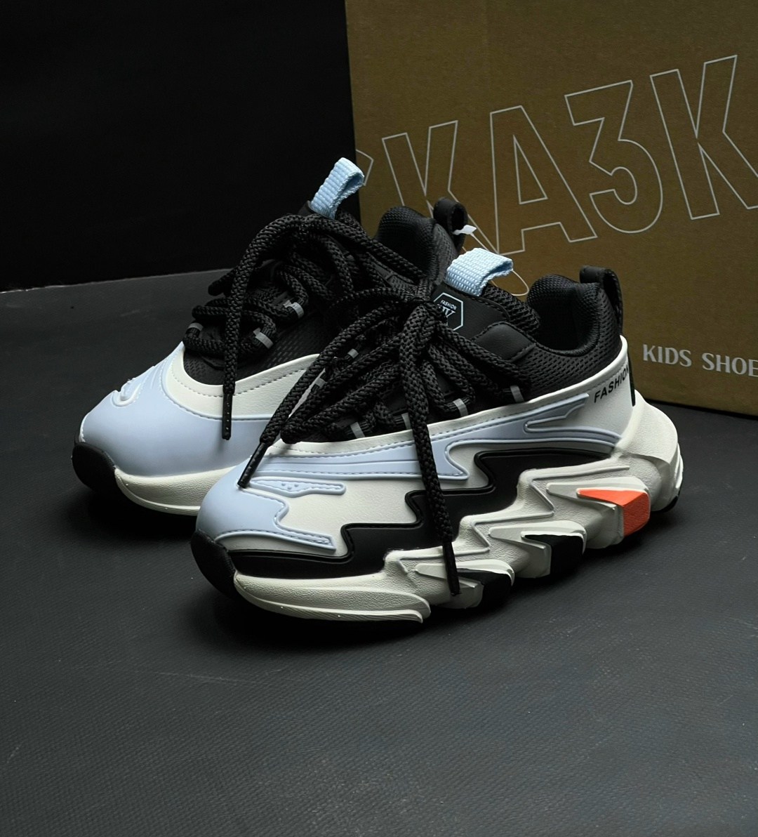 кроссовки,оригинальные кроссовки,кроссовка,спортивный ,дышащие кроссовки