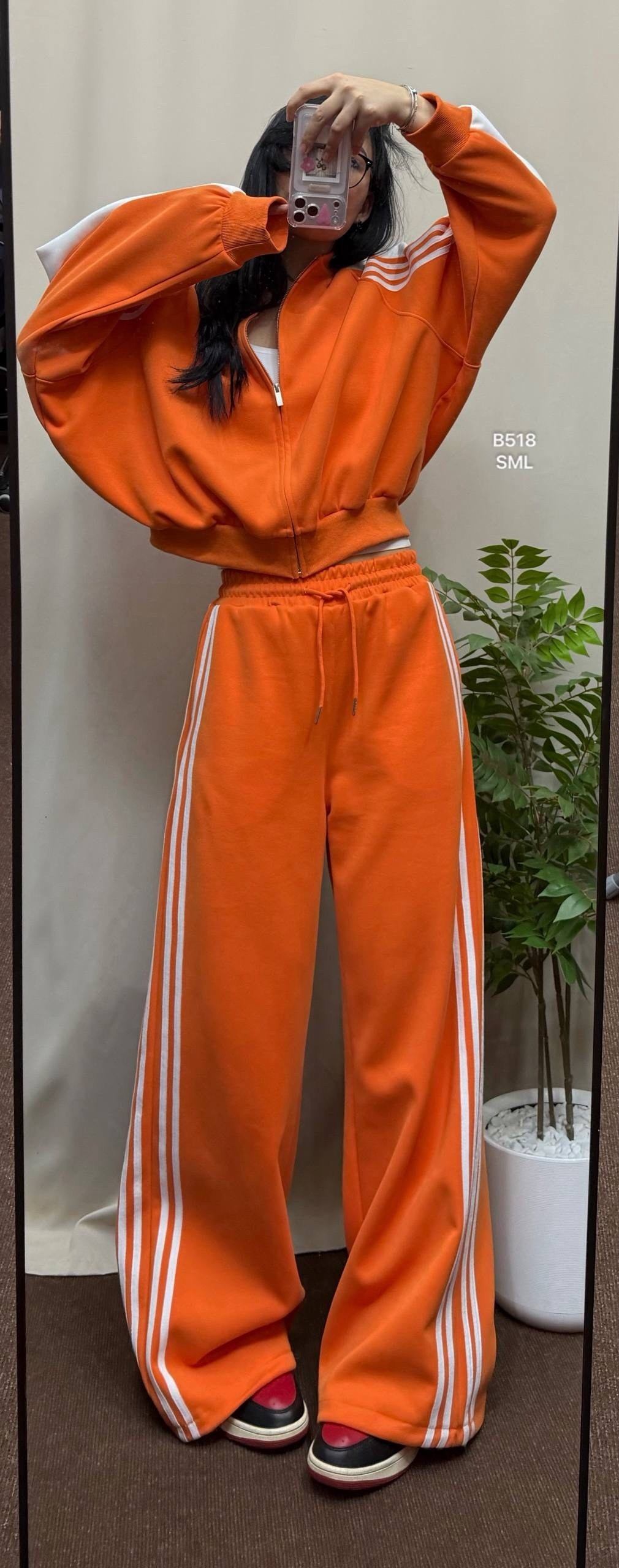 женские спортивные брюки в полоску qweek y2k,костюм спортивный стильный,спортивные брюки,спортивный костюм,широкие брюки