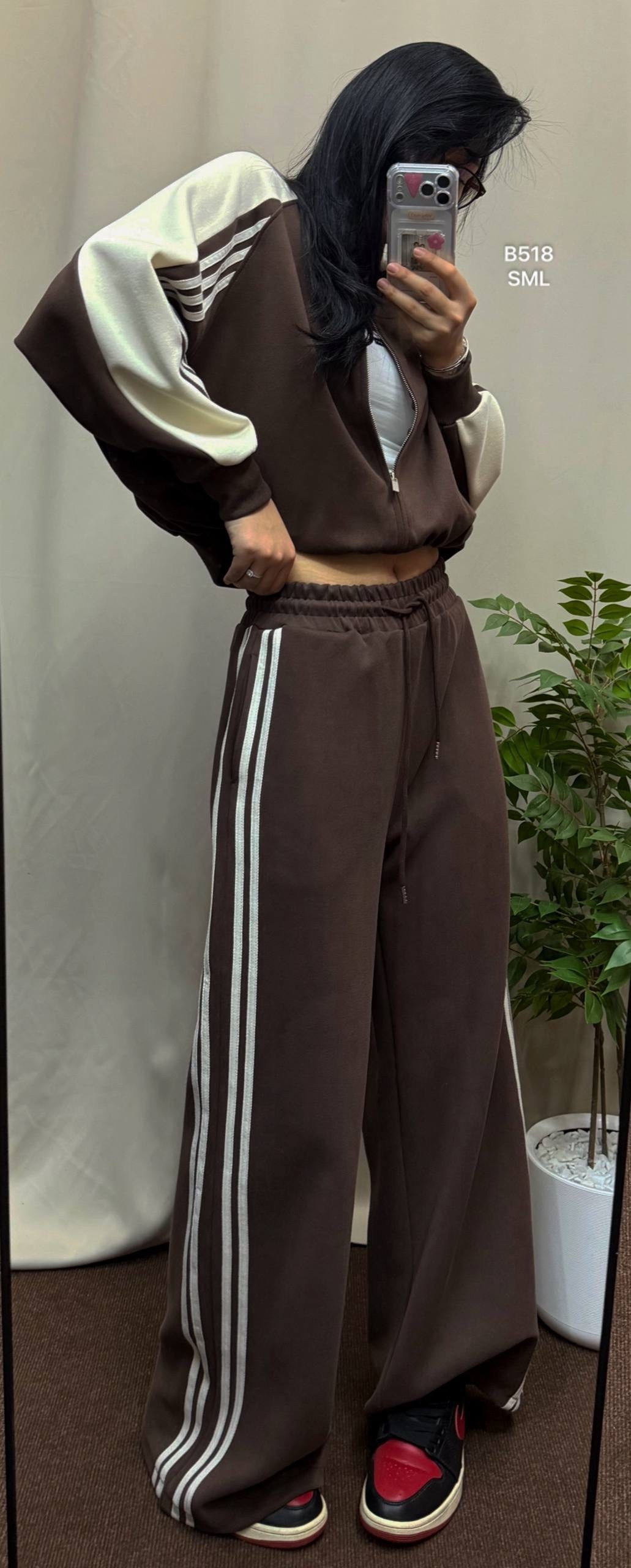 женские спортивные брюки в полоску qweek y2k,костюм спортивный стильный,спортивные брюки,спортивный костюм,широкие брюки