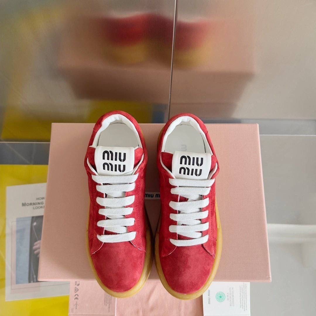 женские кроссовки miu miu,кроссовки miu miu,,кроссовки miu miu из выбеленной замши,женские кроссовки miu miu 22114