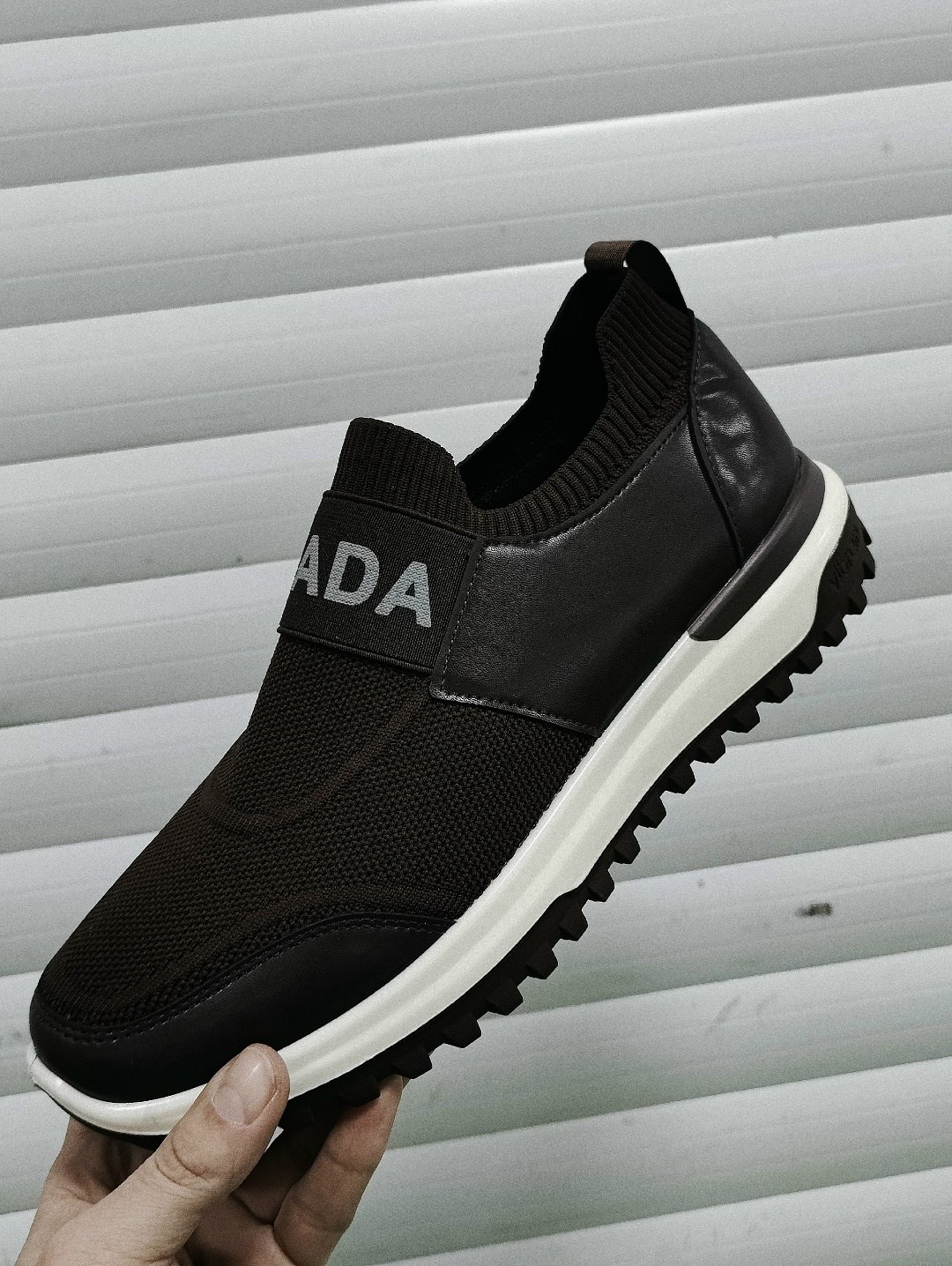 ,кроссовка мужской,кроссовки boss,кроссовки prada,кроссовки мужские женские