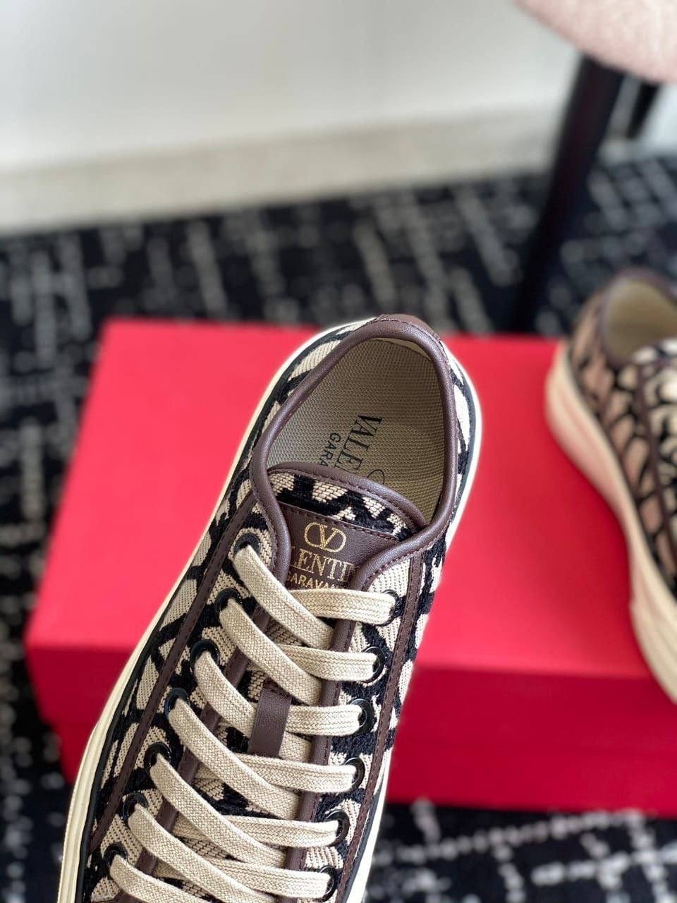 кеды valentino женские,,кеды valentino,кеды диор женские 2026,кеды валентино