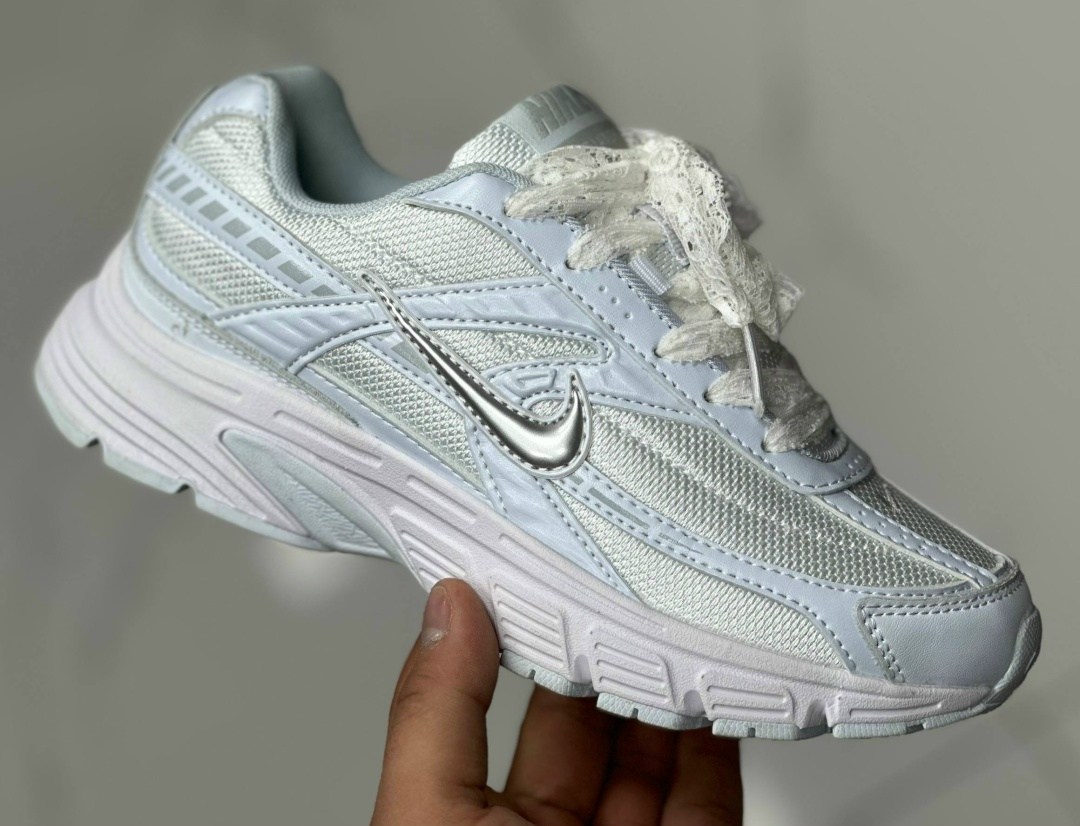 кроссовки nike initiator,кроссовки nike,мужские беговые кроссовки nike initiator,кроссовки для бега initiator мужчин с низким верхом красные черные серебристые nike,nike initiator кроссовки мужчины