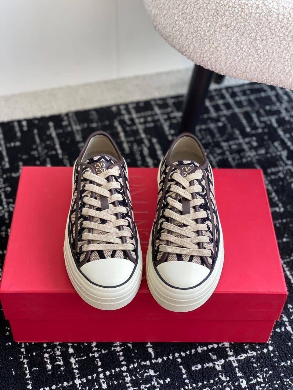 кеды valentino женские,,кеды valentino,кеды диор женские 2026,кеды валентино