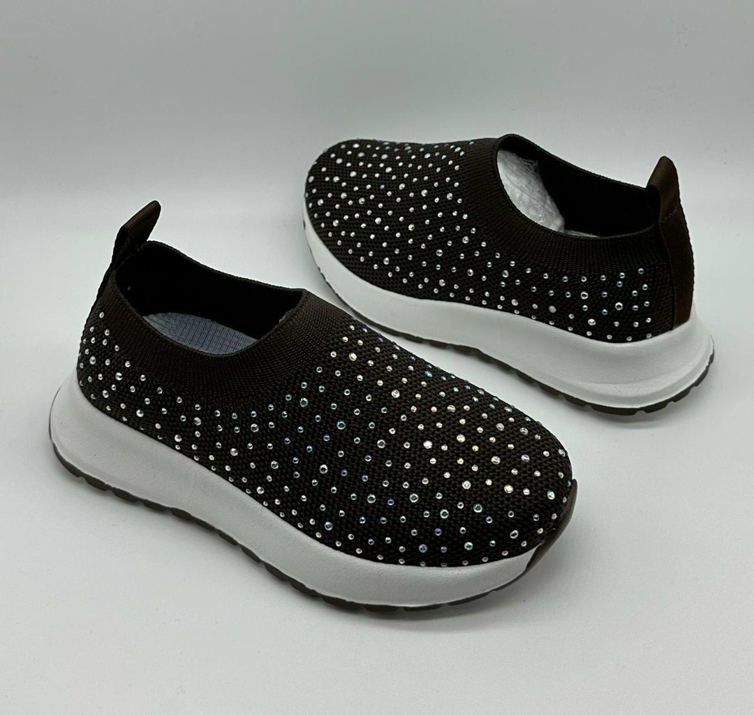 ,слипоны женские,женские кроссовки,кроссовки черные со стразами женские,женская