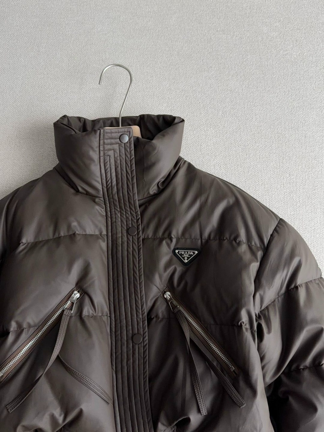 мужские футболки brunello cucinelli,футболки мужские,футболки модные,футболка brunello cucinelli,футболки женская