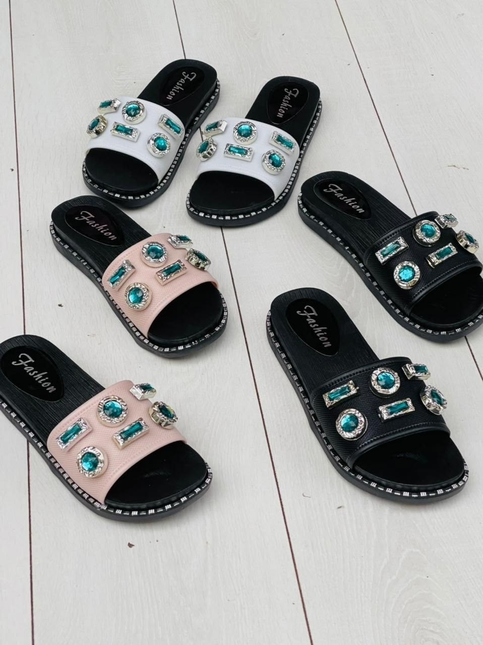 женские шлепанцы,,модные шлепанцы,шлепанцы со стразами,шлепки диор