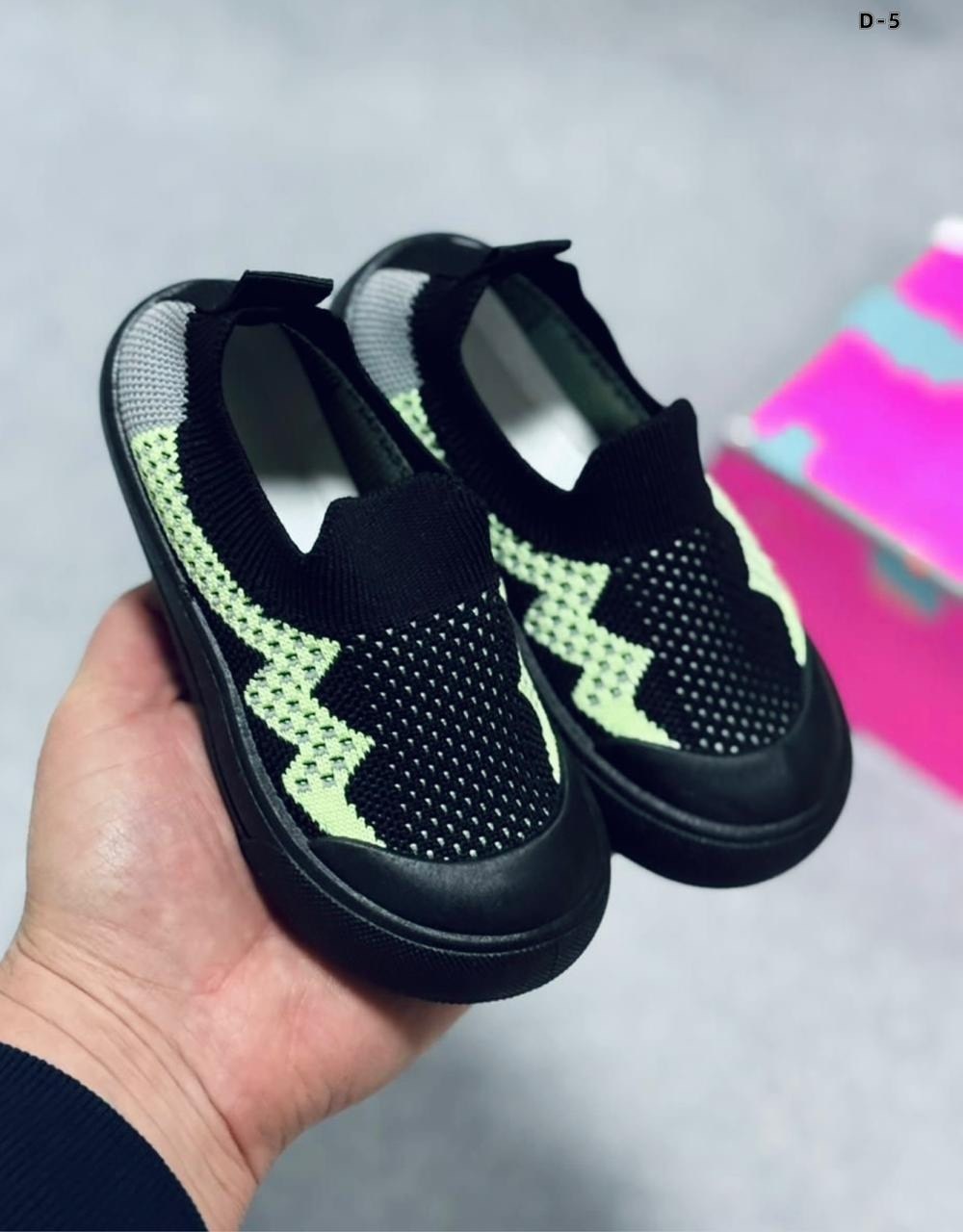 ,детские кроссовки,кроссовки для малыша, для малышей,детская