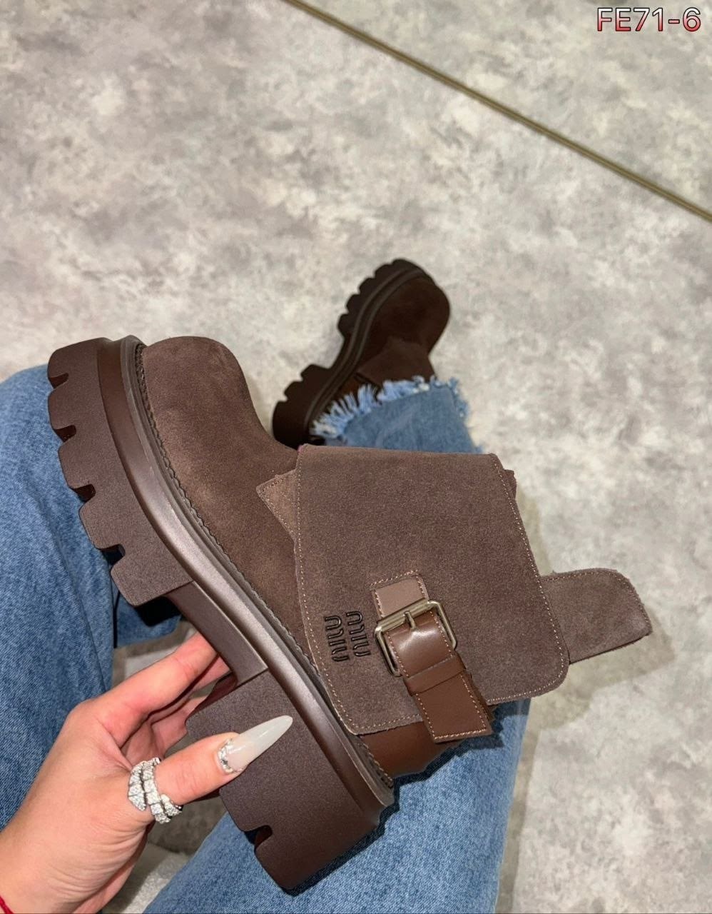 ,ботинки замшевые miu miu,женские ботинки,короткие сапоги,ботинки