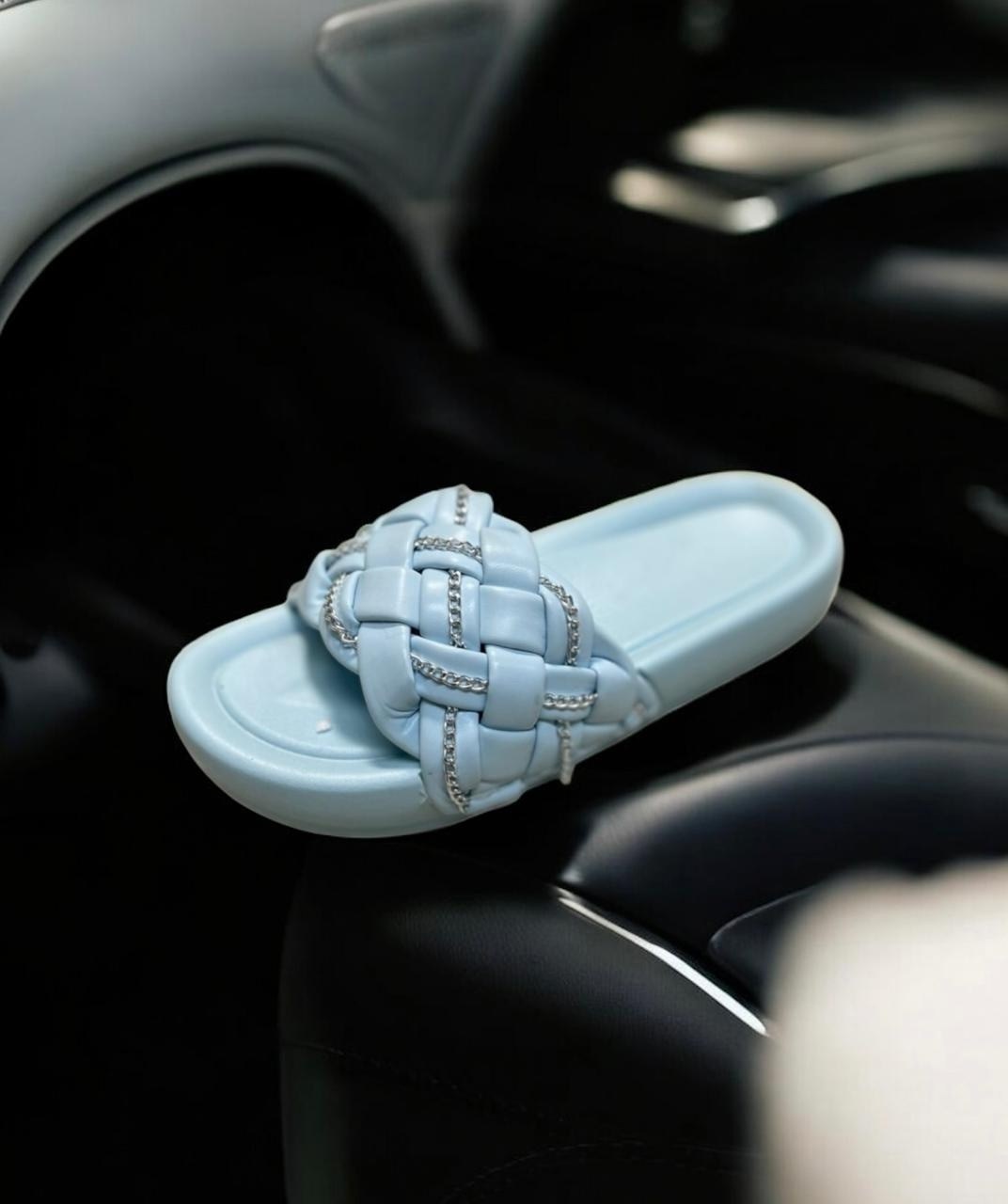 ,женские шлепанцы,шлепанцы с переплетением,модные шлепанцы,модные тапочки