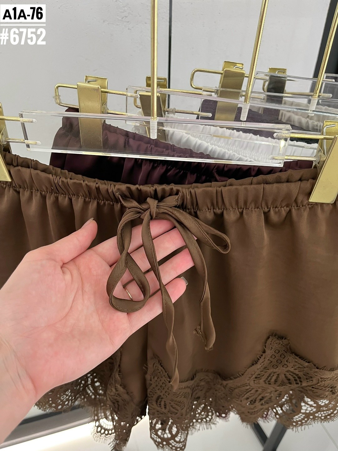 шорты с кружевами,шорты кружевные,шорты с кружевом,женские шорты,шелковые шорты