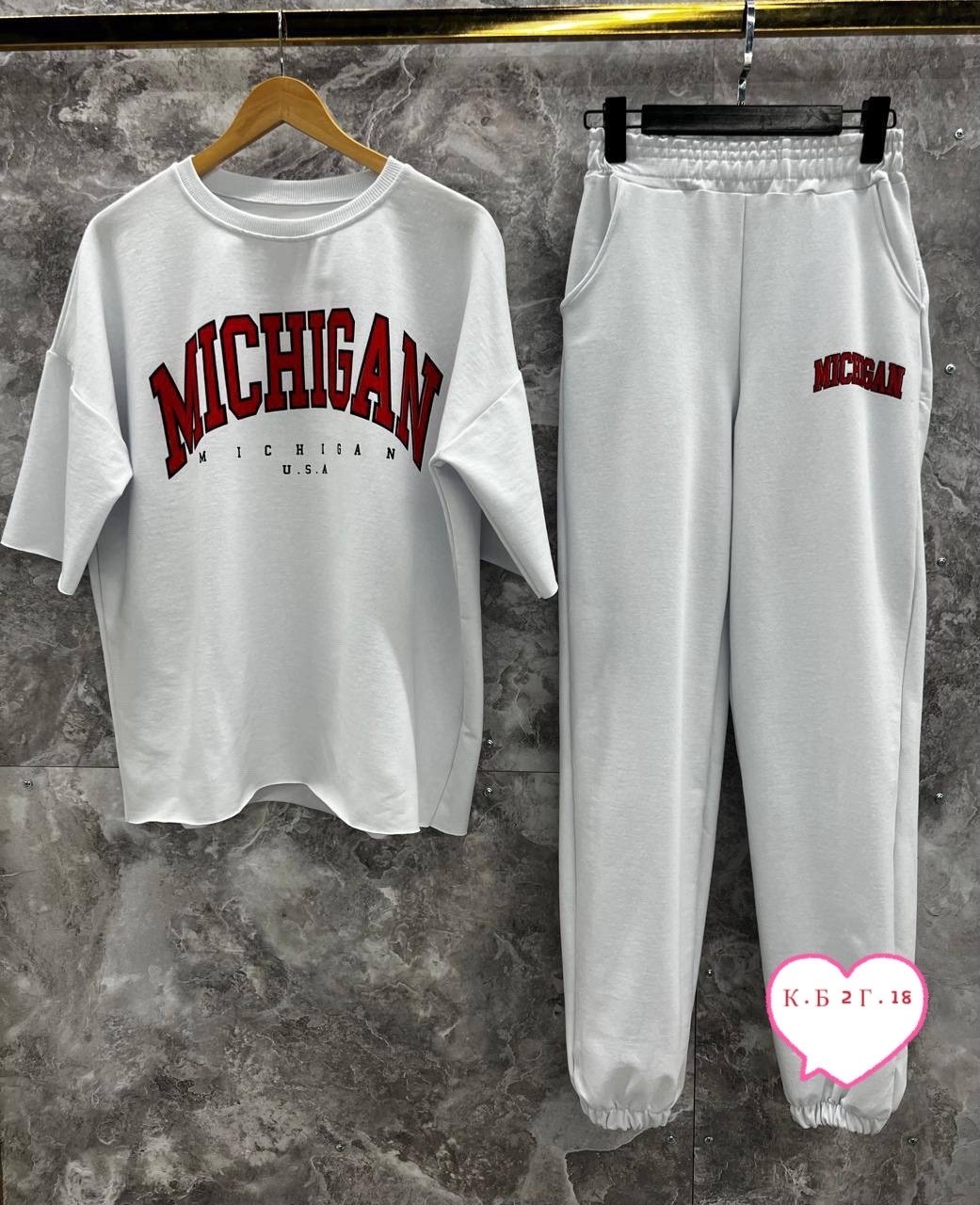 спортивный костюм свободного кроя,костюм спортивный,костюм спортивный женский,костюм оверсайз спортивный,спортивный костюм двухнитка