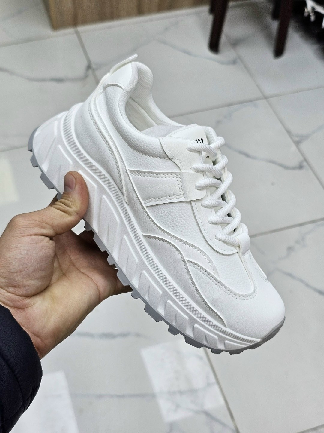 кроссовки женские,кроссовки бежевые,, женская,спортивная