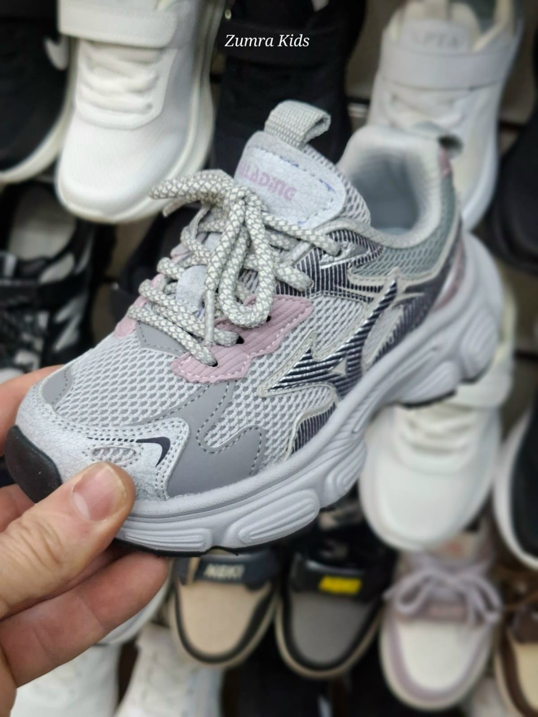 кроссовки детские,кроссовки,спортивная ,повседневные кроссовки,кроссовки детские для девочек