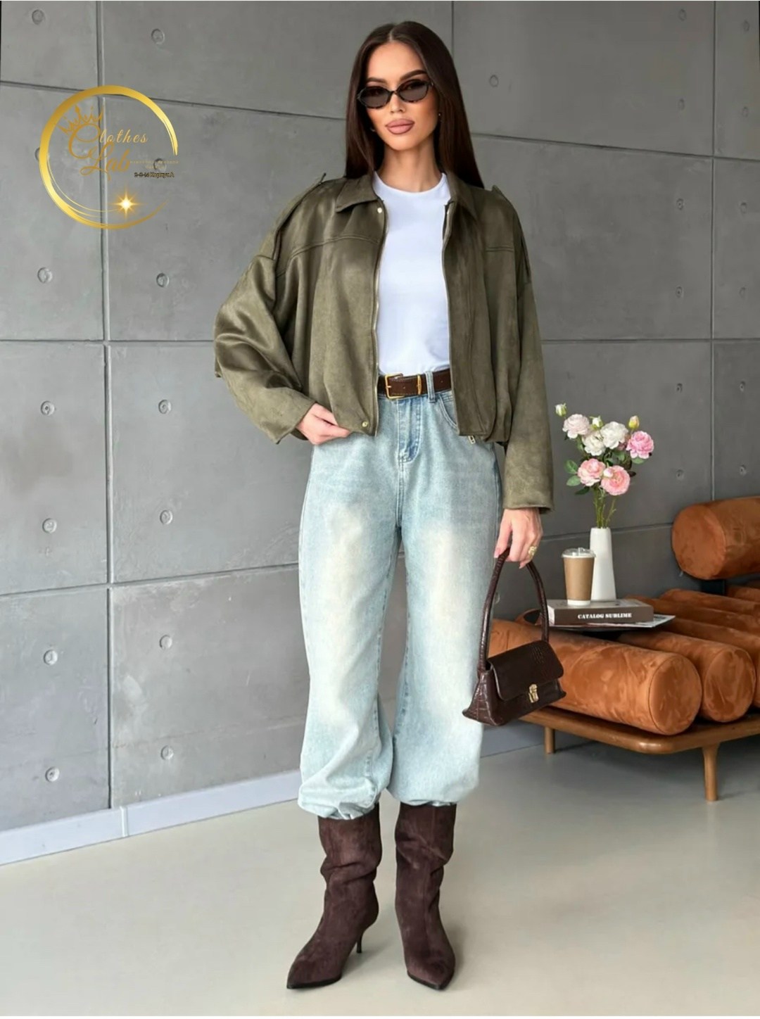 куртка бомбер укороченная оверсайз эко замшевая nonstóp with me,куртка замшевая бомбер оверсайз lancy,куртка бомбер оверсайз из замши m.wish 453276404,куртка-бомбер из искусственной замши zarina,куртк