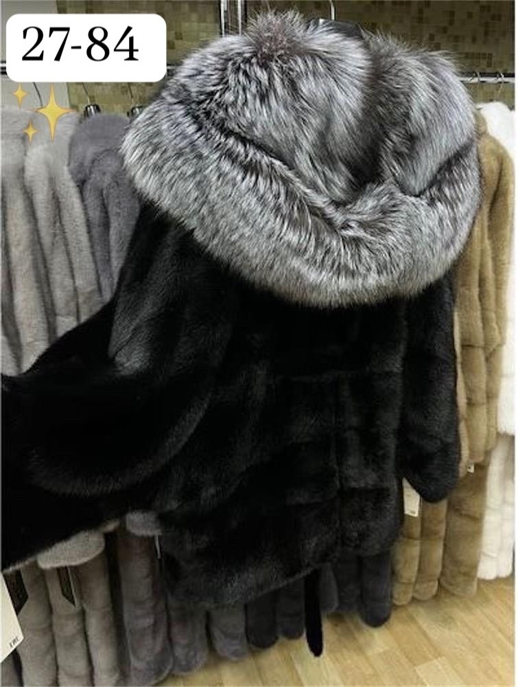 норковая шуба с капюшоном из чернобурки,норковая шуба с капюшоном,шубка из меха европейской норки с капюшоном из меха чернобурой,шуба с воротником,шуба норковая с чернобуркой