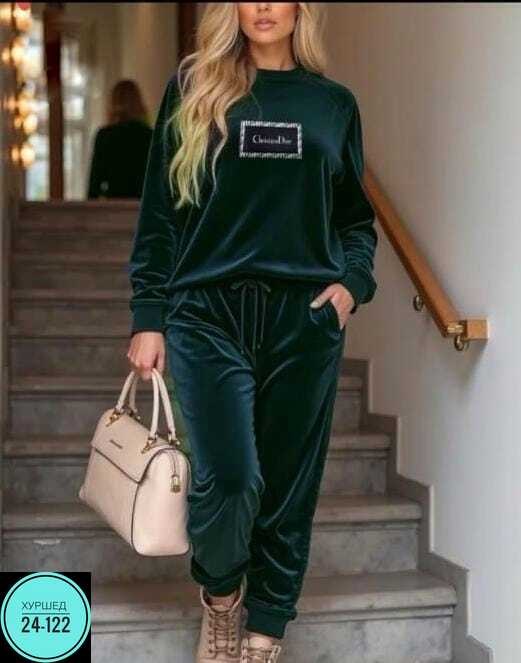 спортивный велюровый костюм,костюм женский велюровый,велюровый спортивный костюм женски,спортивный костюм женский велюровый,костюм велюровый