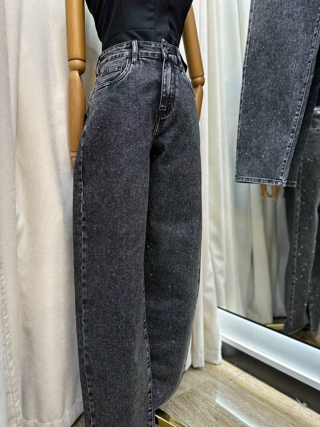 джинсы мода и стиль,джинсы клеш образы,джинсы женские,джинсы