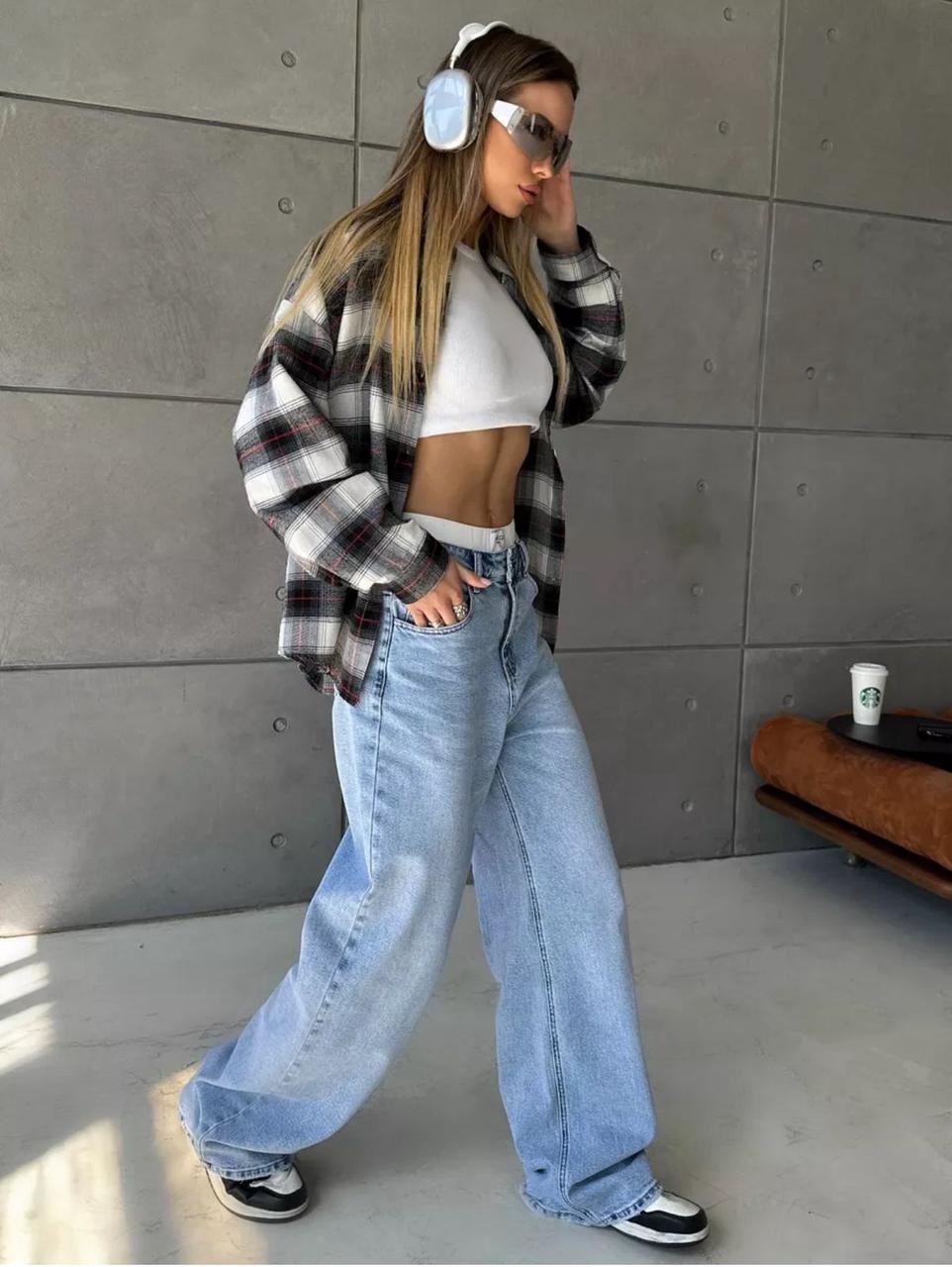 женские широкие джинсы,джинсы широкие,джинсы широкие прямые,джинсы женские,джинсы широкие трубы