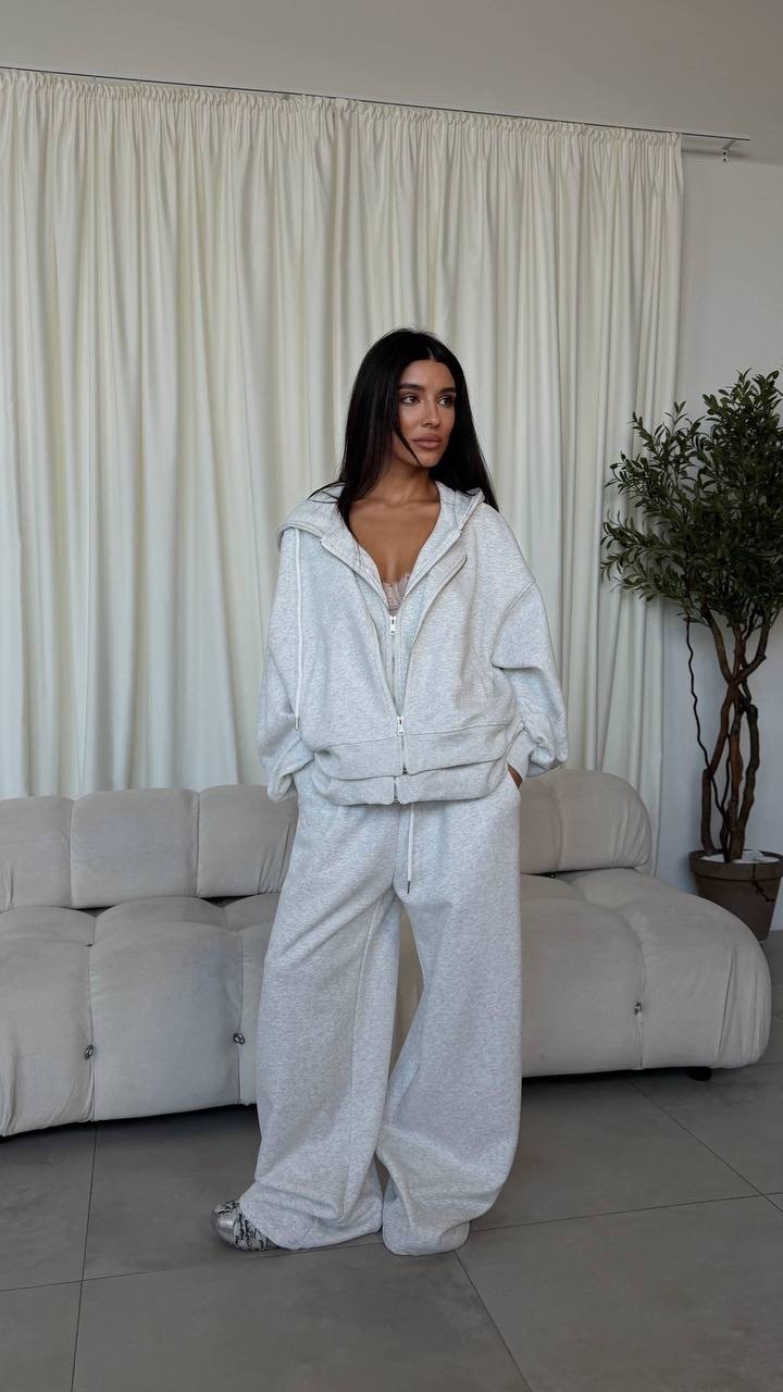 бежевый костюм,брючный костюм,костюм женский,спортивный костюм,спортивный костюм бежевый