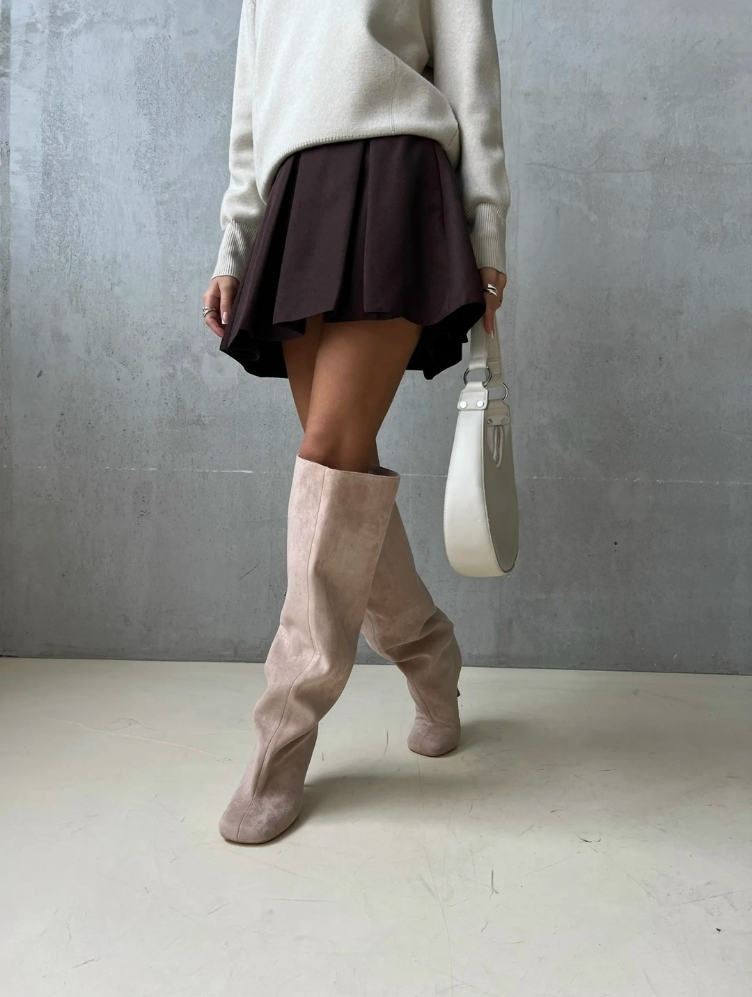 замшевые сапоги,сапоги,высокие сапоги,сапоги демисезонные на каблуке замшевые трубы me lamo,женские сапоги