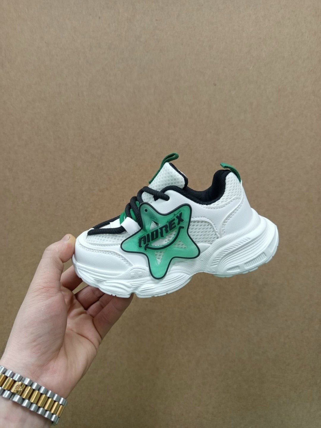 детские кроссовки,кроссовки,кроссовки мальчику,спортивная ,