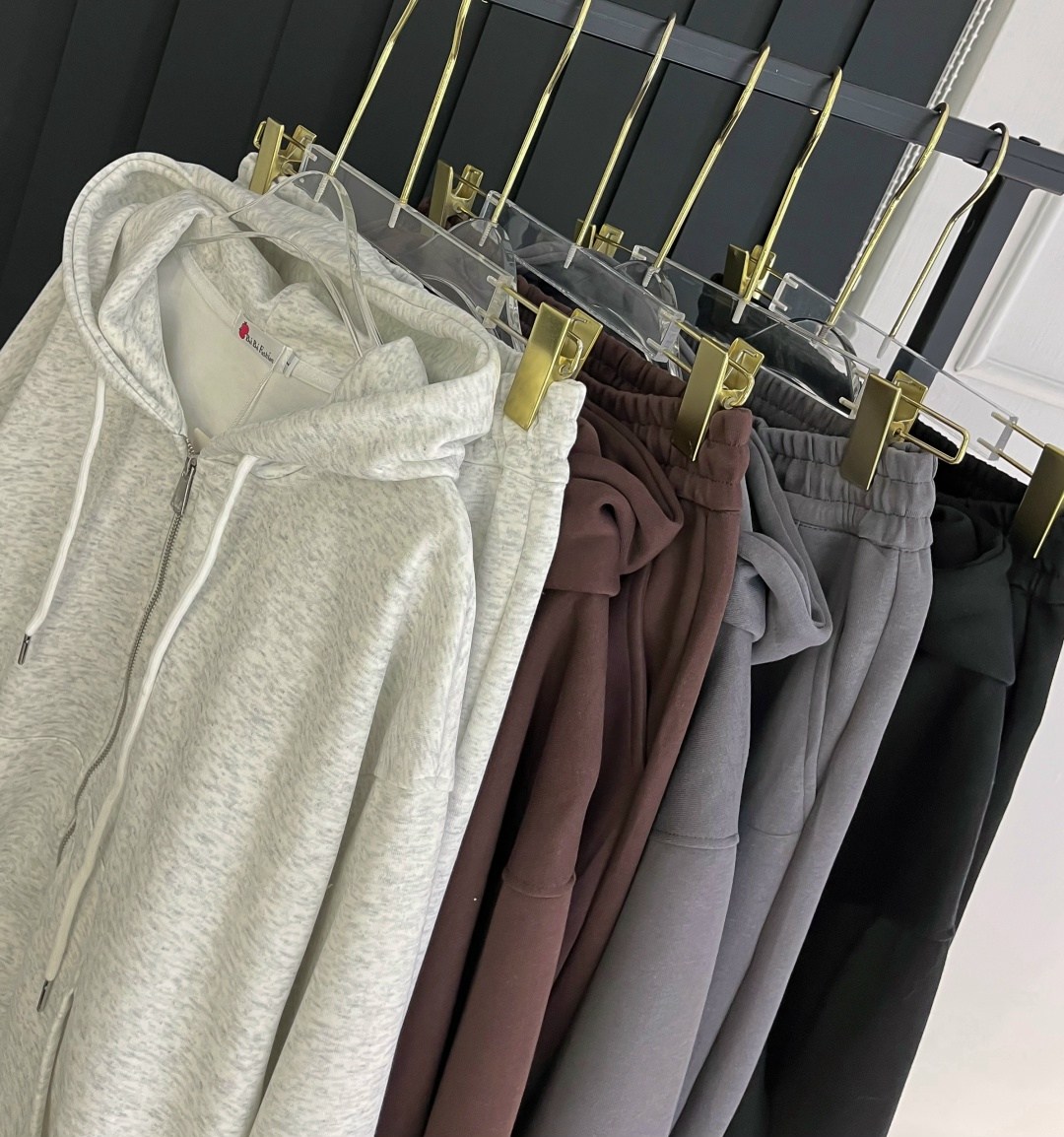 костюм на флисе,костюм женский на флисе,спортивный костюм женский,спортивный костюм,женский спортивный костюм на флисе