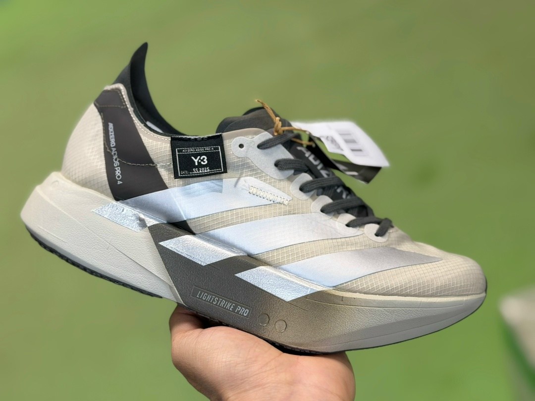 кроссовки adidas,кроссовки adidas adizero,черные кроссовки adidas,кроссовки,кроссовки мужские adidas