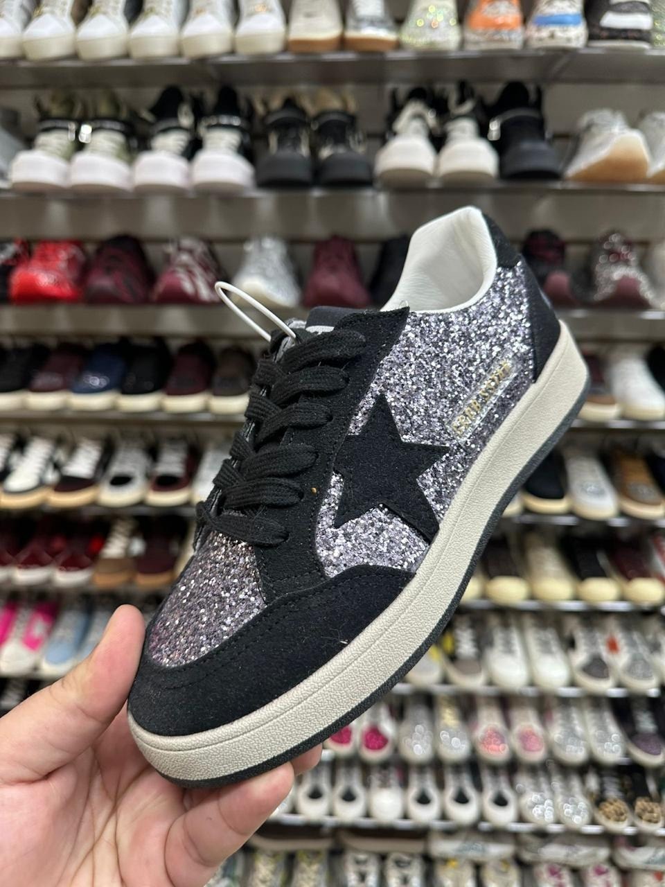 кроссовки golden goose с пайетками на платформе,,кеды golden goose,кроссовки golden goose,женские кроссовки