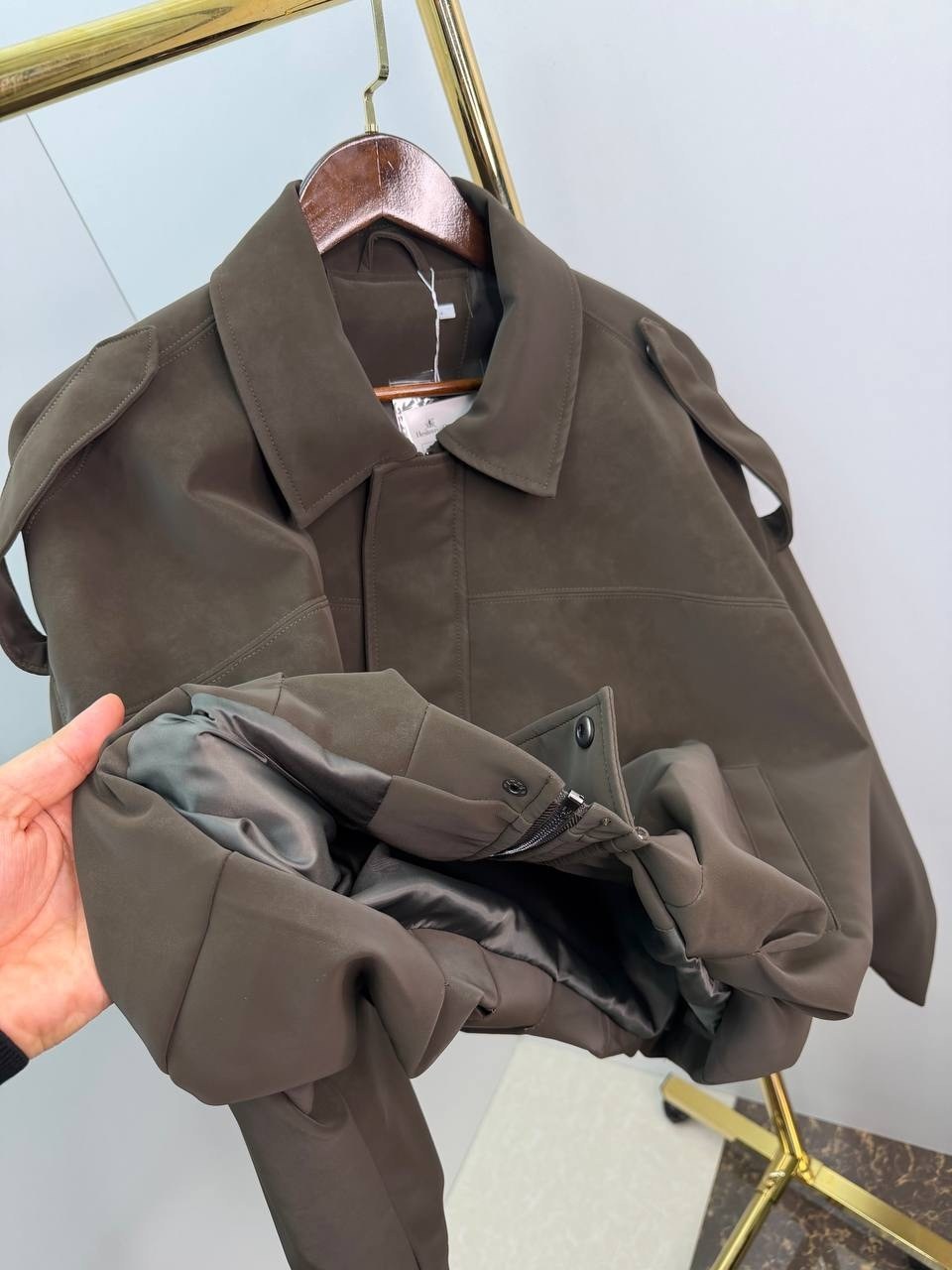 куртка замшевая бомбер оверсайз lancy,куртка замшевая бомбер оверсайз,куртка замшевая бомбер оверсайз lancy оливковый,куртка бомбер оверсайз из замши m.wish 453276404,модная куртка