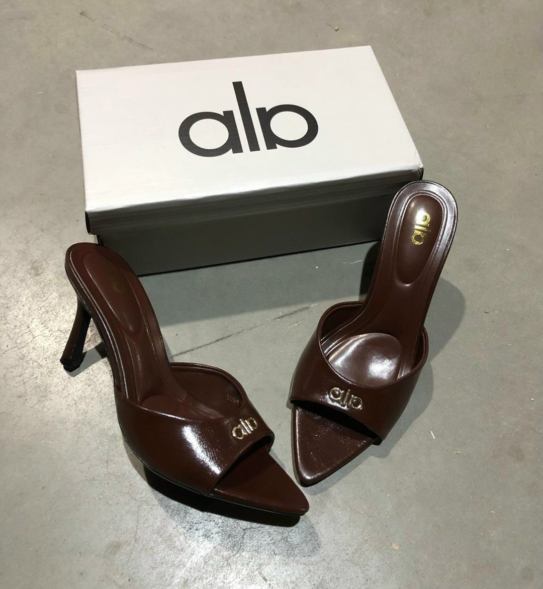 ,женские туфли,туфли модные, женская,модная