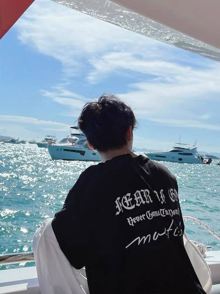 футболка,футболки дизайн,футболки мужские оверсайз,футболка стиль